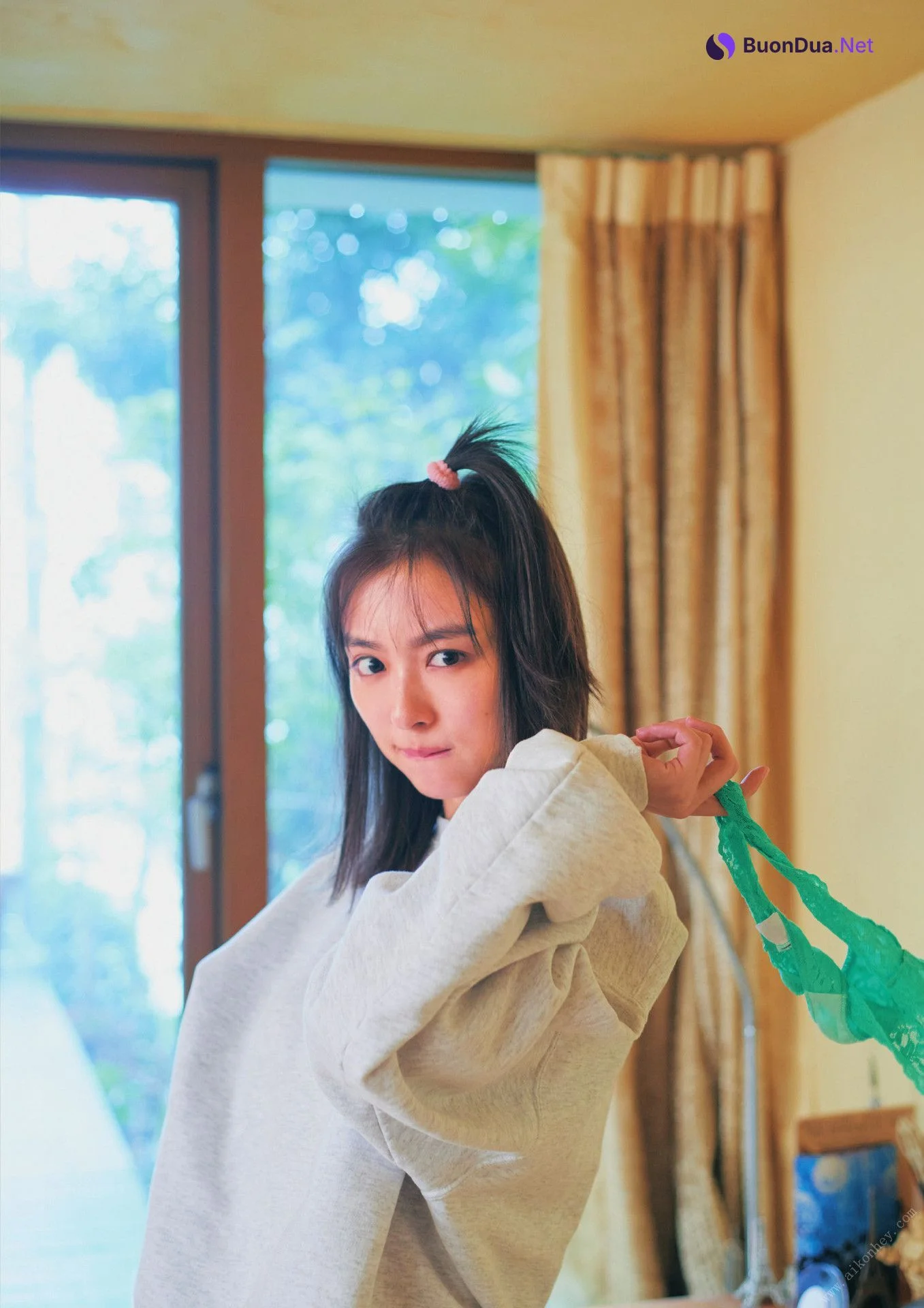 Rio Uchida 内田理央, デジタル写真集 「PEACH GIRL」 Set.01 - รูปภาพ 9