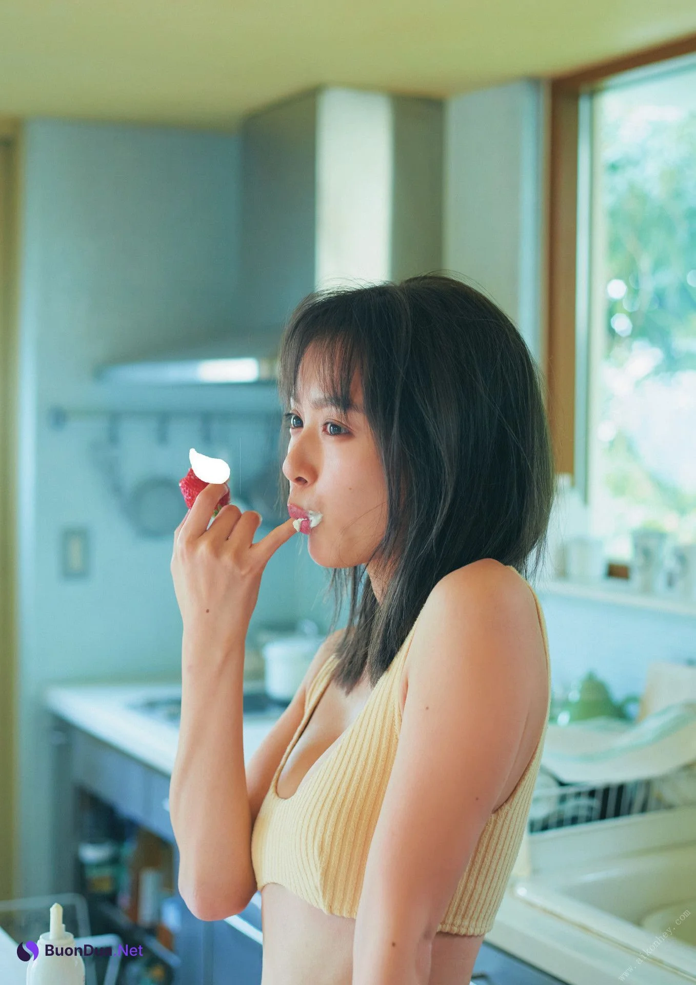 Rio Uchida 内田理央, デジタル写真集 「PEACH GIRL」 Set.02 - Photo 6