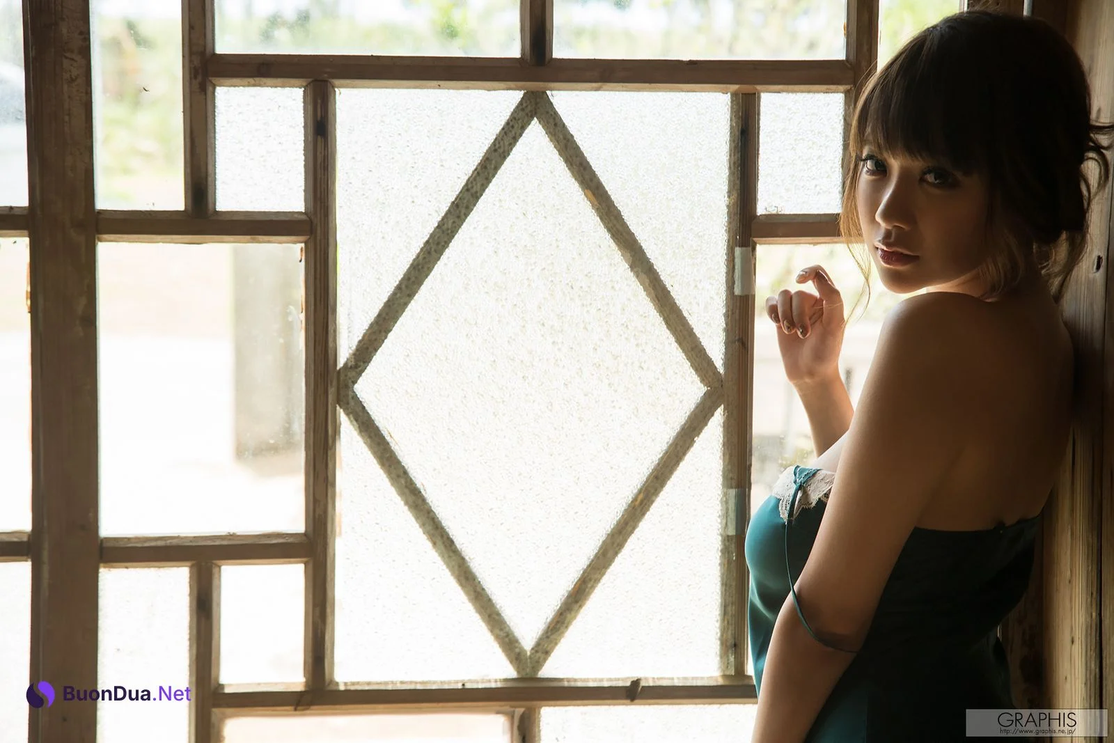RION 莉音, [Graphis] Gals [Carry On] Vol.04 - Photo 3