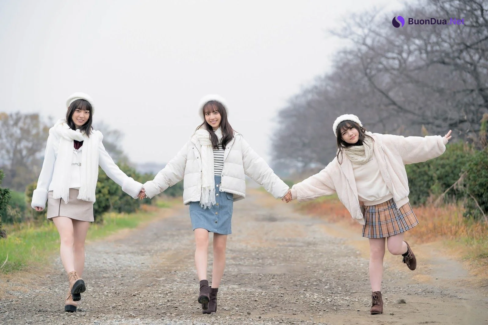 Riria Ito 伊藤理々杏, Tamami Sakaguchi 阪口珠美, Kaede Sato 佐藤楓, ENTAME 2020.02 (月刊エンタメ 2020年2月号) - รูปภาพ 11