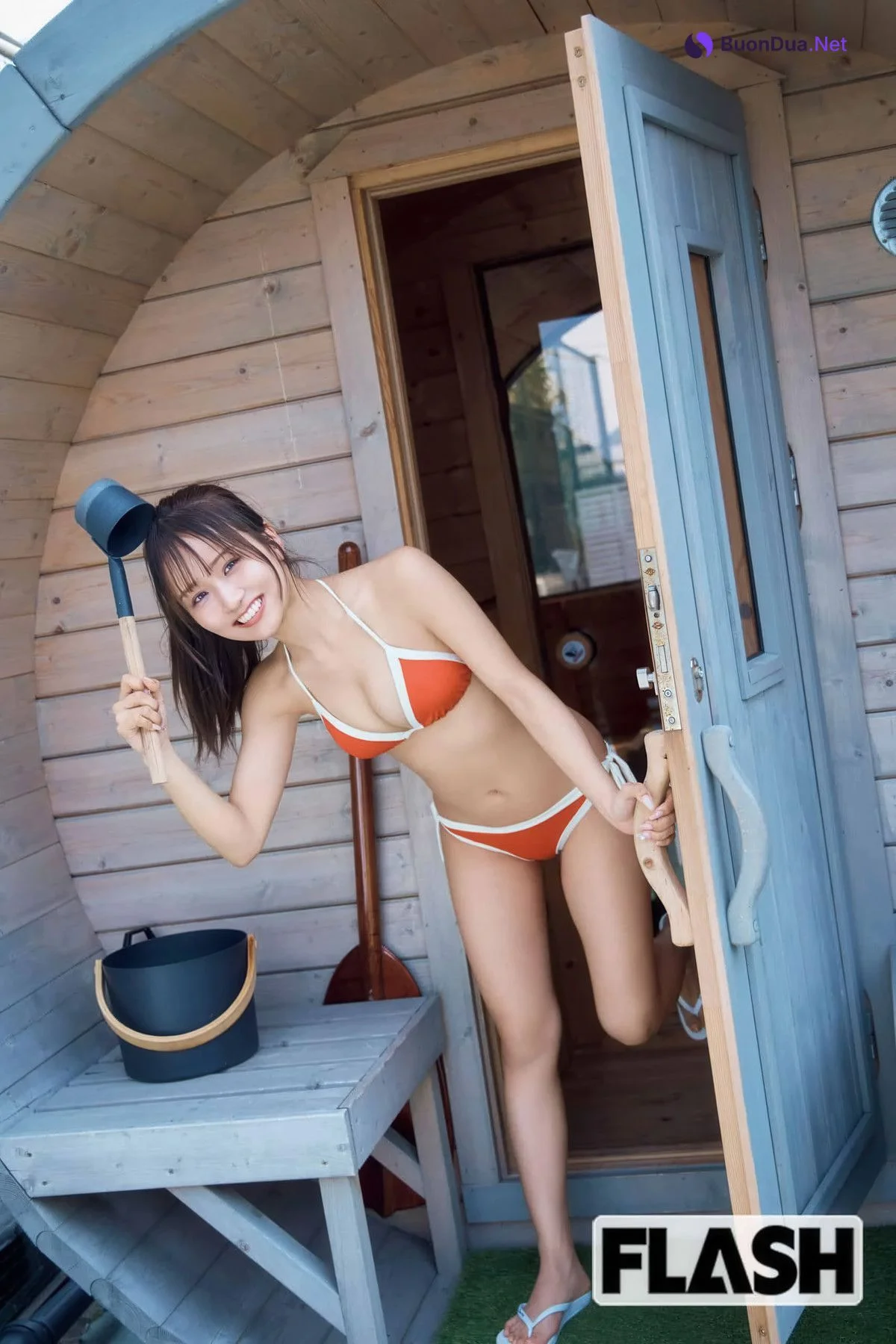 Ririka Moriwaki 森脇梨々夏, Yuna Watanabe 渡辺優奈, FLASH 2025.06.24 (フラッシュ 2025年6月24日号) - Photo 10