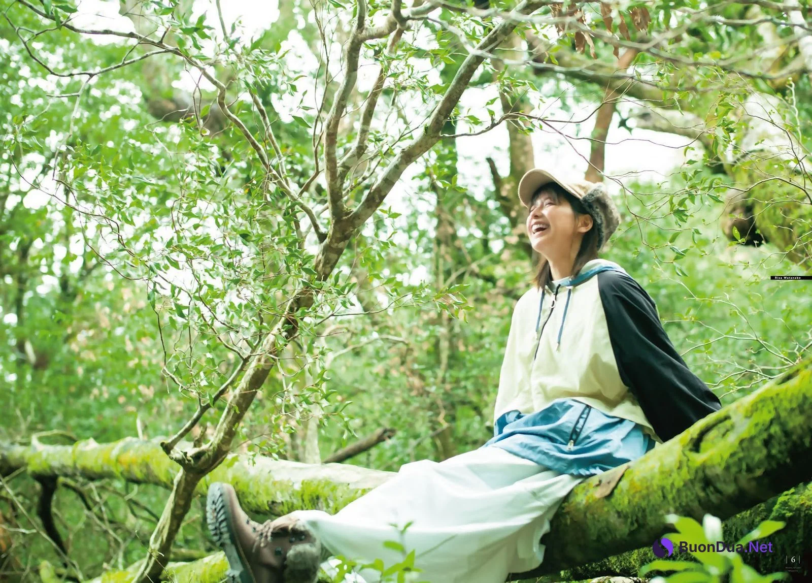 Risa Watanabe 渡邉理佐, Shonen Magazine 2023 No.13 (週刊少年マガジン 2023年13号) - Photo 7