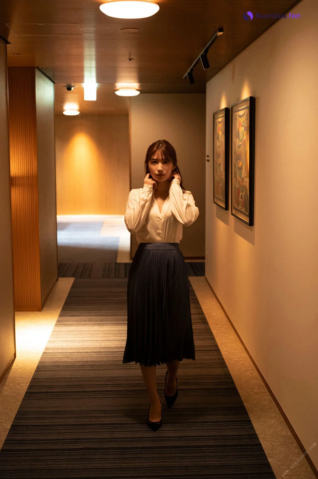 Risa Yukihira 雪平莉左, FLASHデジタル写真集 [昼下がりのホテルで] Set.01 - Photo 3