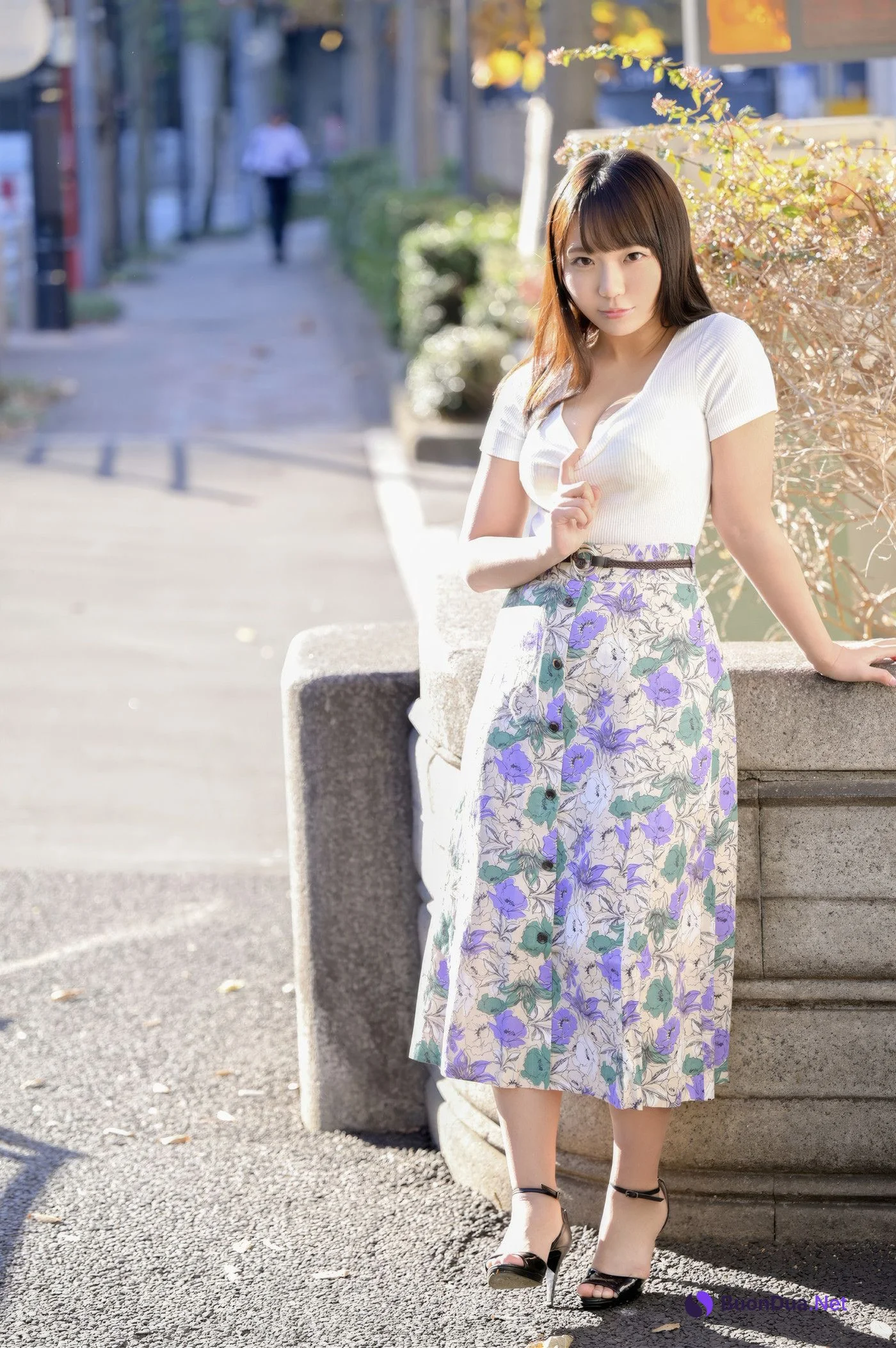 Ruka Inaba 稲場るか, プレステージ出版 写真集 [光る春風] Set.01 - Photo 2