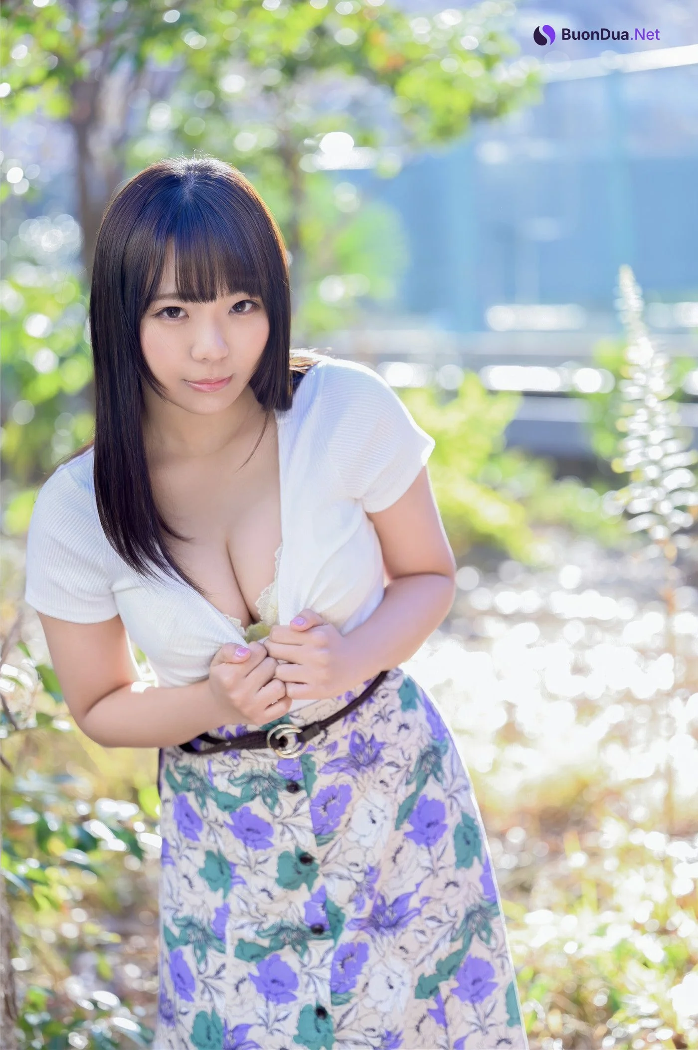 Ruka Inaba 稲場るか, プレステージ出版 写真集 [光る春風] Set.01 - Photo 3