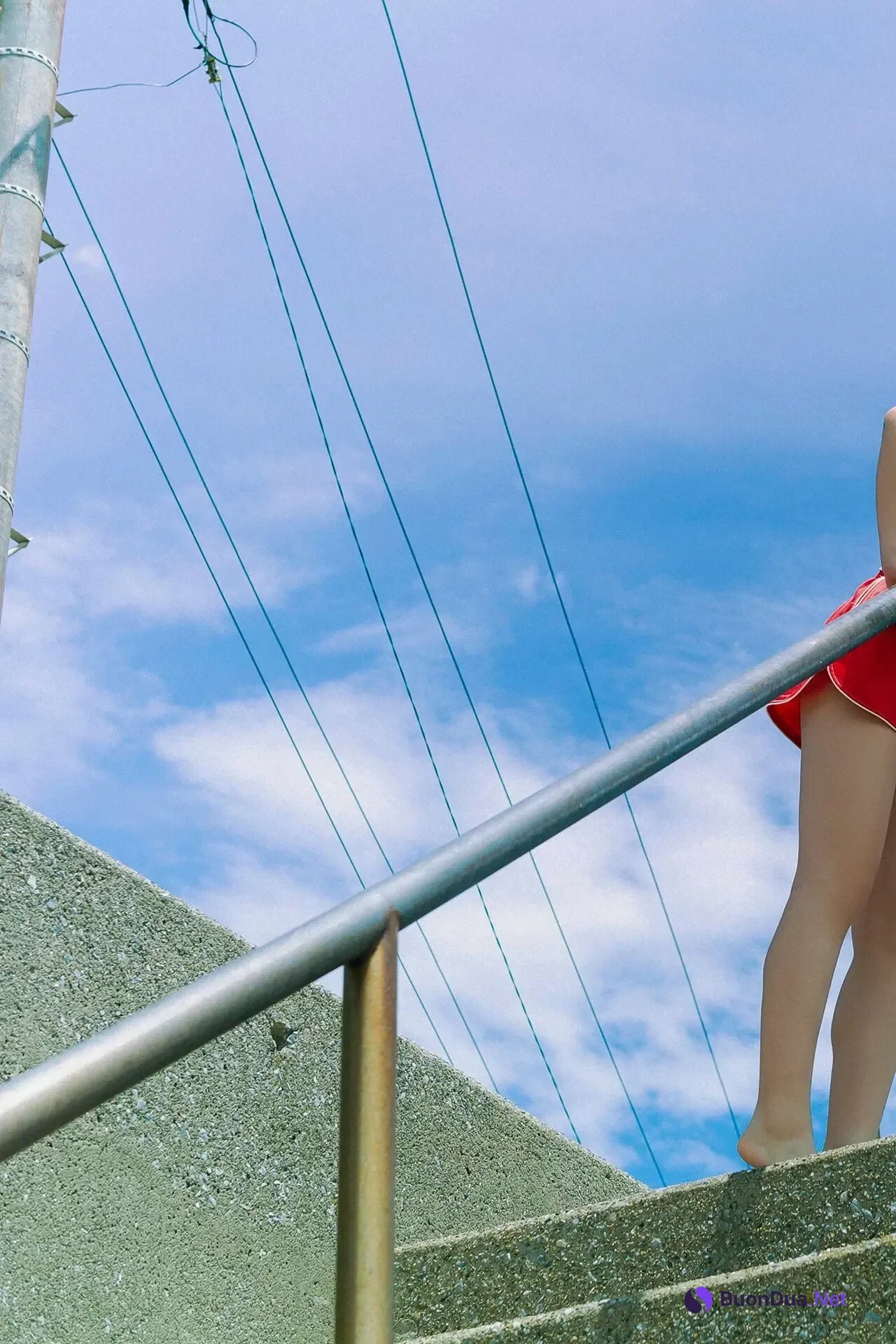 Runa Ichinose 一ノ瀬瑠菜, FLASHデジタル写真集 「あの夏を忘れない」 - Photo 3