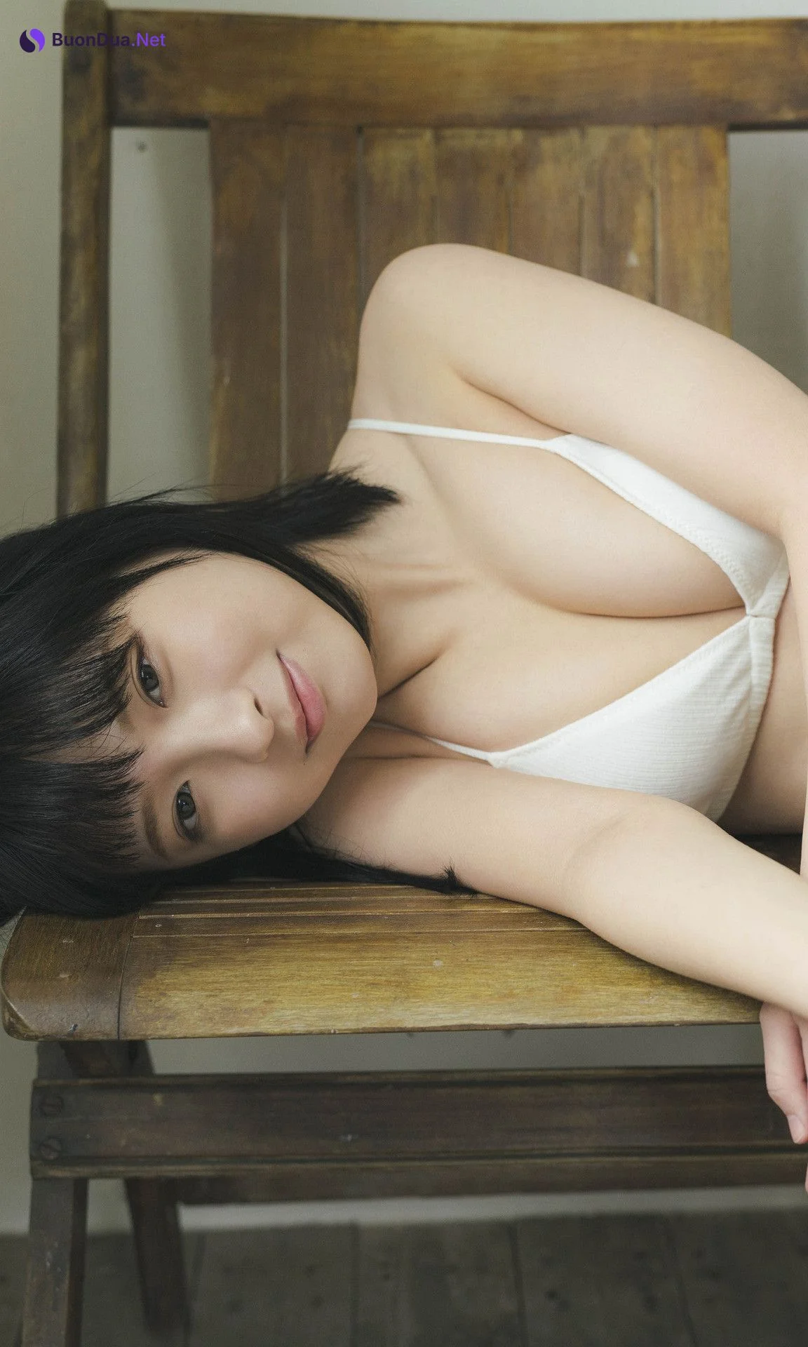 Runa Ichinose 一ノ瀬瑠菜, 週プレ Photo Book 「いちごと春」 Set.01 - Photo 5