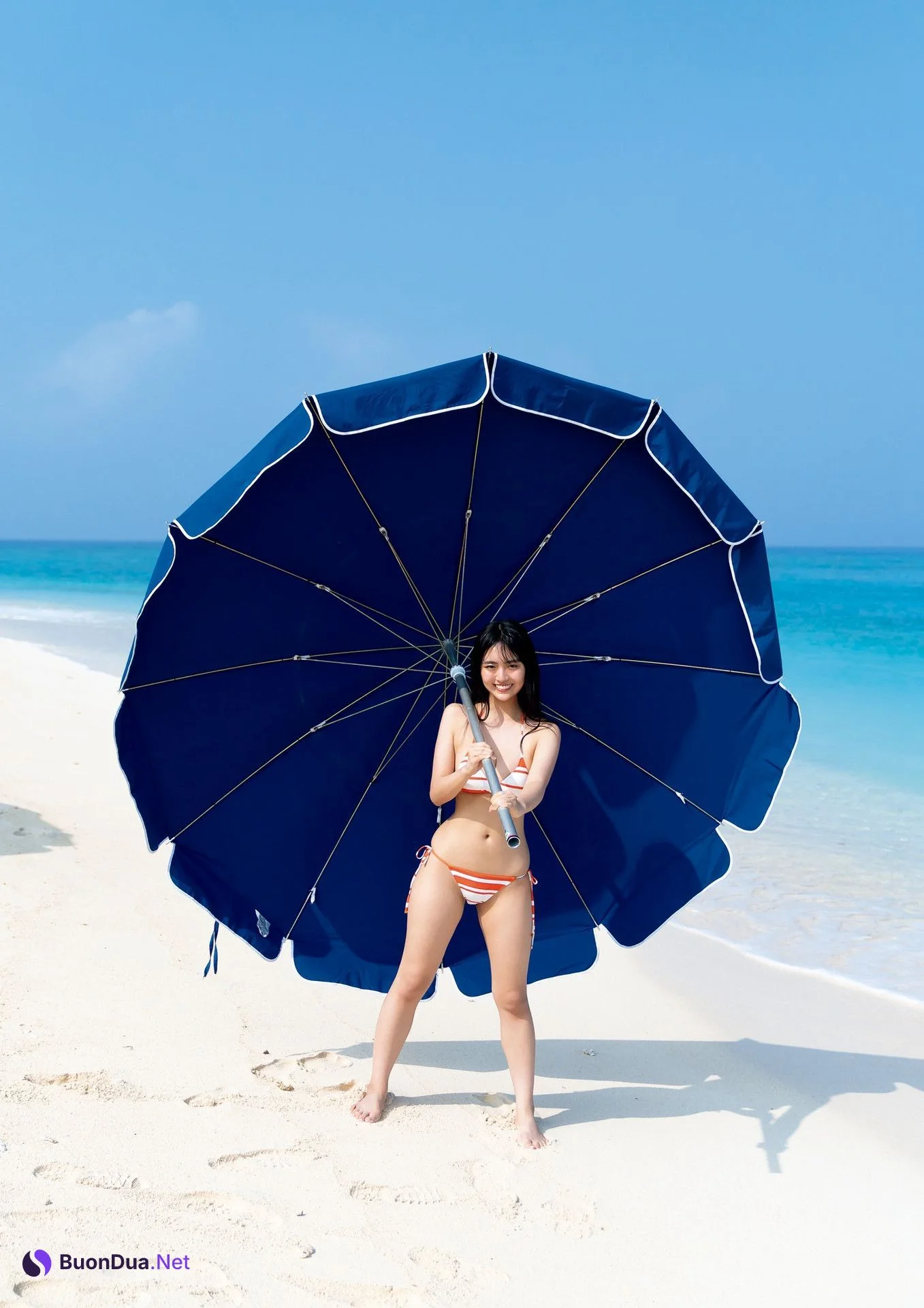 Runa Toyoda 豊田ルナ, 1st写真集 『月-Luna-』 Set.01 - 사진 2