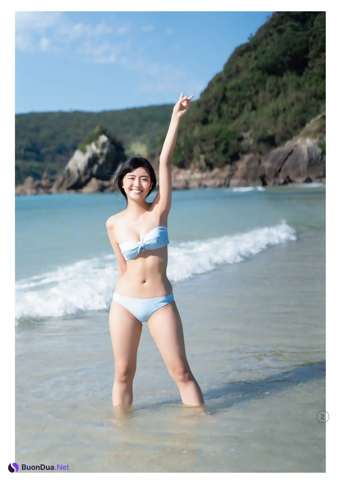 Runa Toyoda 豊田ルナ, Shonen Magazine 2020 No.44 (週刊少年マガジン 2020年44号) - Photo 5