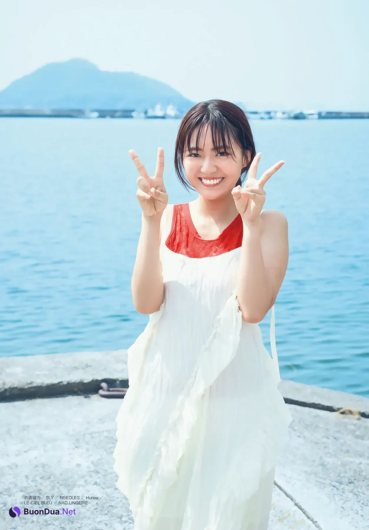 Runa Toyoda 豊田ルナ, Shonen Magazine 2025 No.45 (週刊少年マガジン 2025年45号) - Photo 9