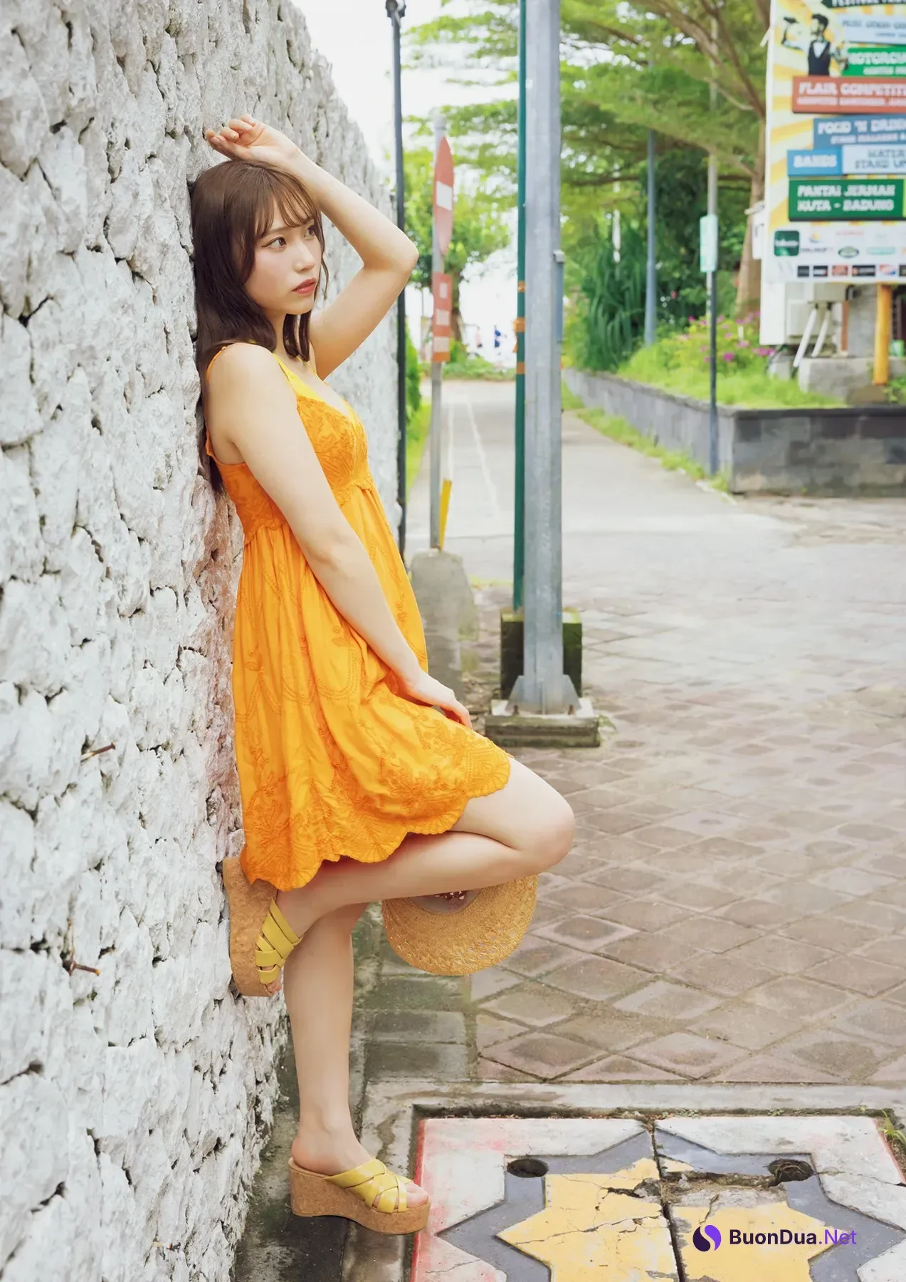 Saaya Kawagoe 川越紗彩, 1st写真集 「なんとかなるなる」 Set.05 - Photo 16