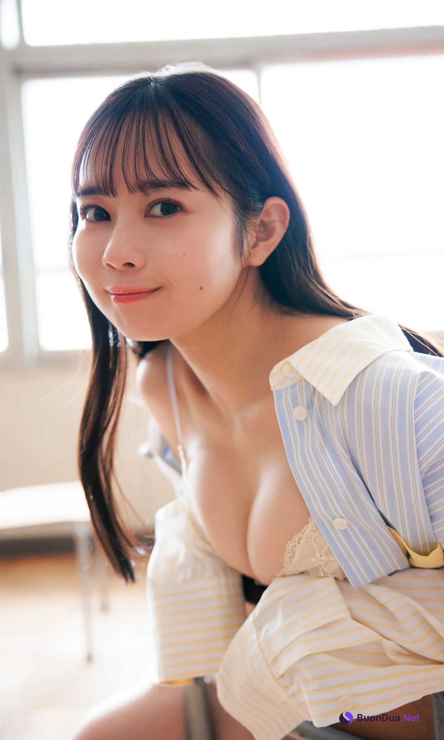 Saeko Kondo 近藤沙瑛子, 週プレ Photo Book 「夏の扉を開いたあの日の教室で」 Set.02 - Photo 10