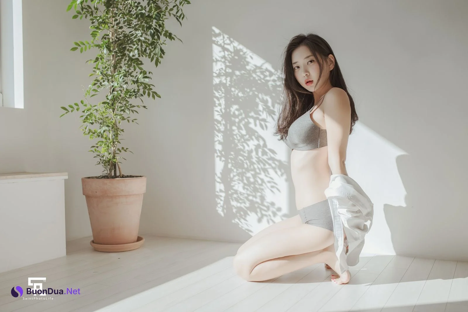 SAINT Photolife – Zenny (신재은) – Romance - Photo 17