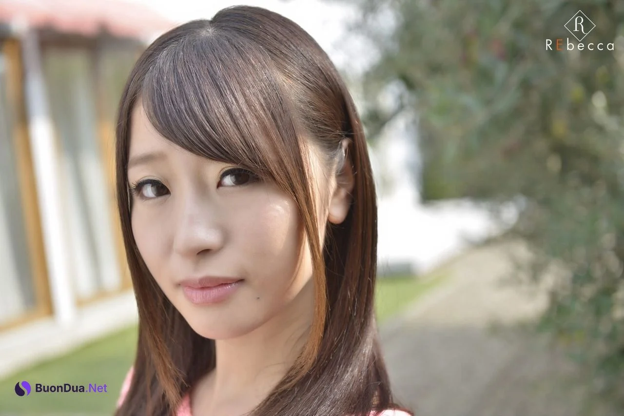 Saki Hatsumi 初美沙希, Rebecca 写真集 ヒミツのさきっぽ Set.02 - Photo 2