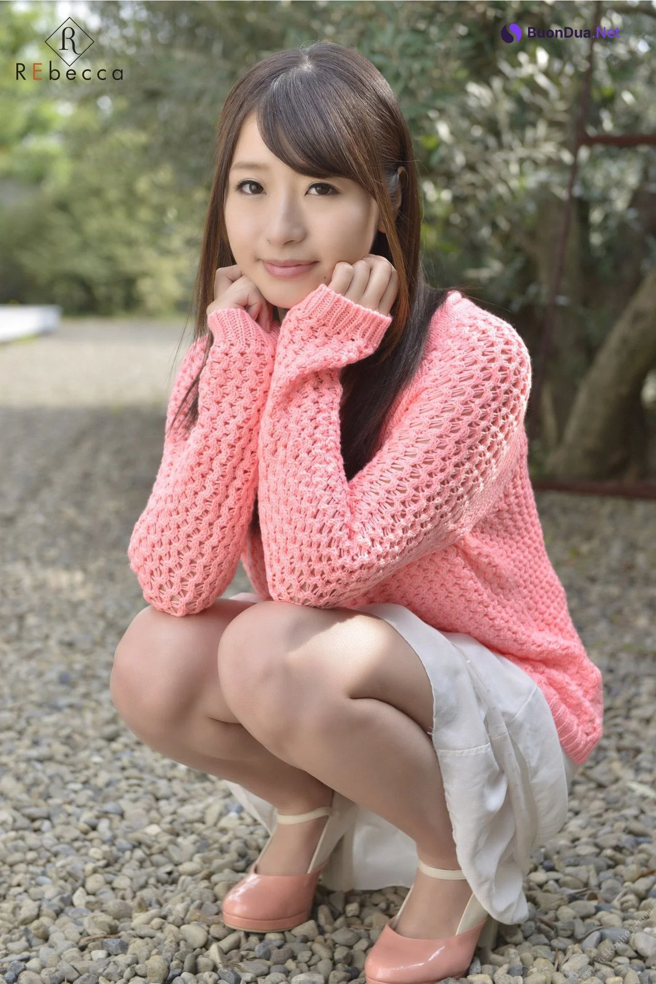 Saki Hatsumi 初美沙希, Rebecca 写真集 ヒミツのさきっぽ Set.02 - Photo 3