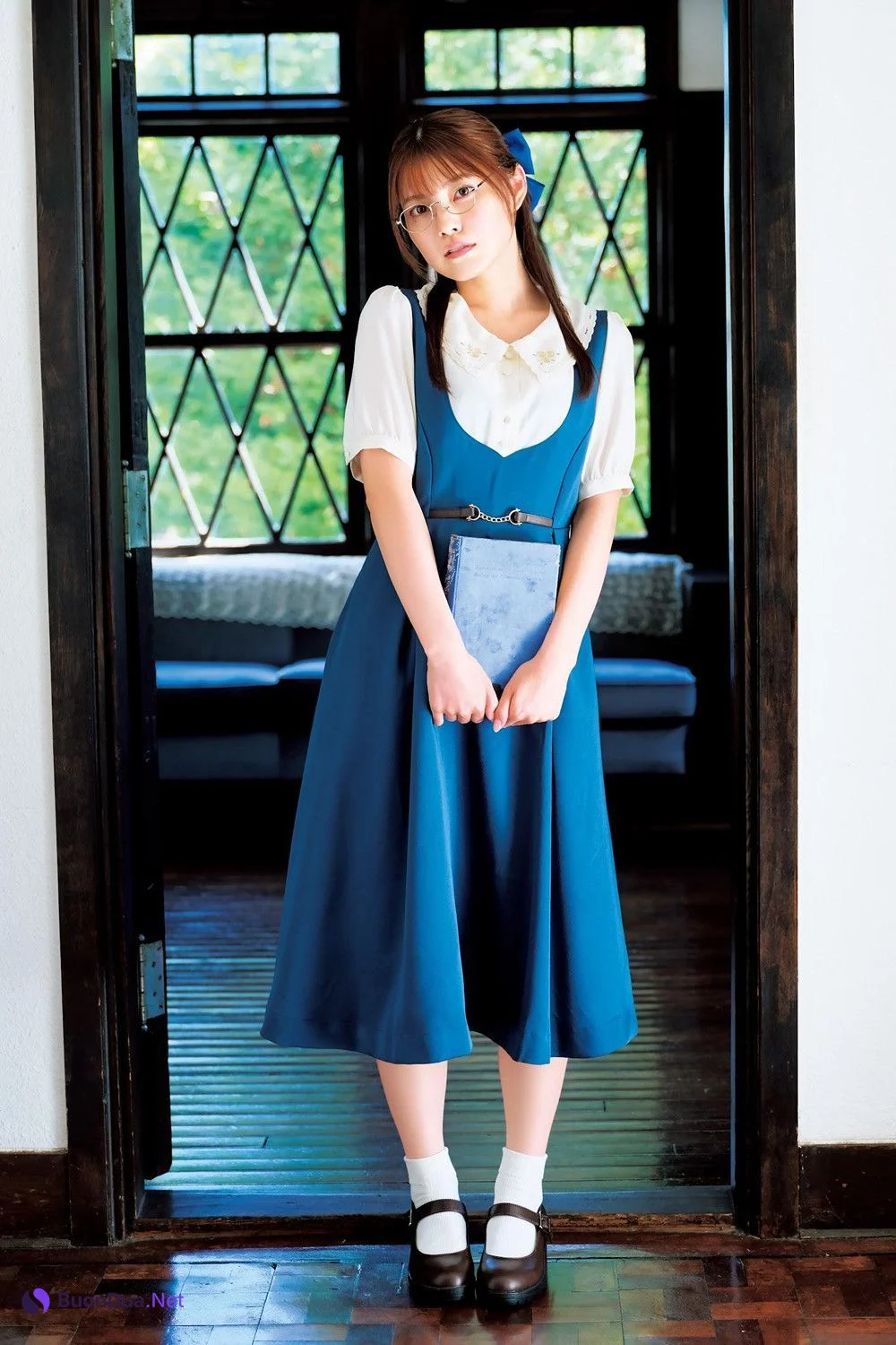 Saki Kanamaru 金丸紗希 (主人公), Young Jump 2025 No.36・37 (ヤングジャンプ 2025年36・37号) - Photo 20