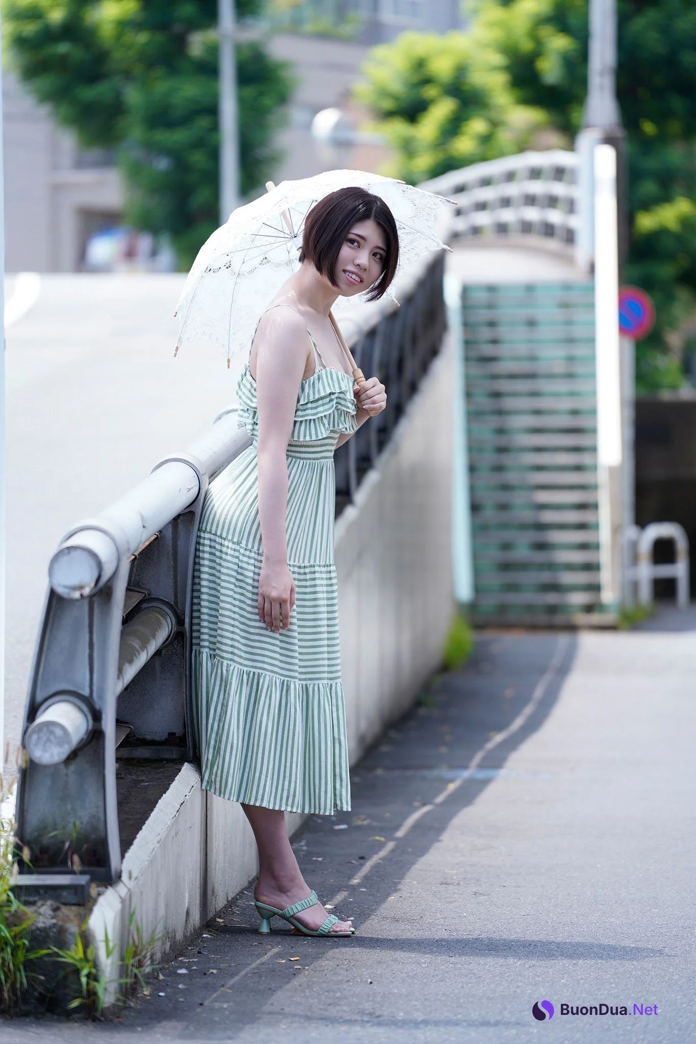 Saki Shinkai 新海咲, Shukan Post 2021.11.12 (週刊ポスト 2021年11月12日号) - Photo 3