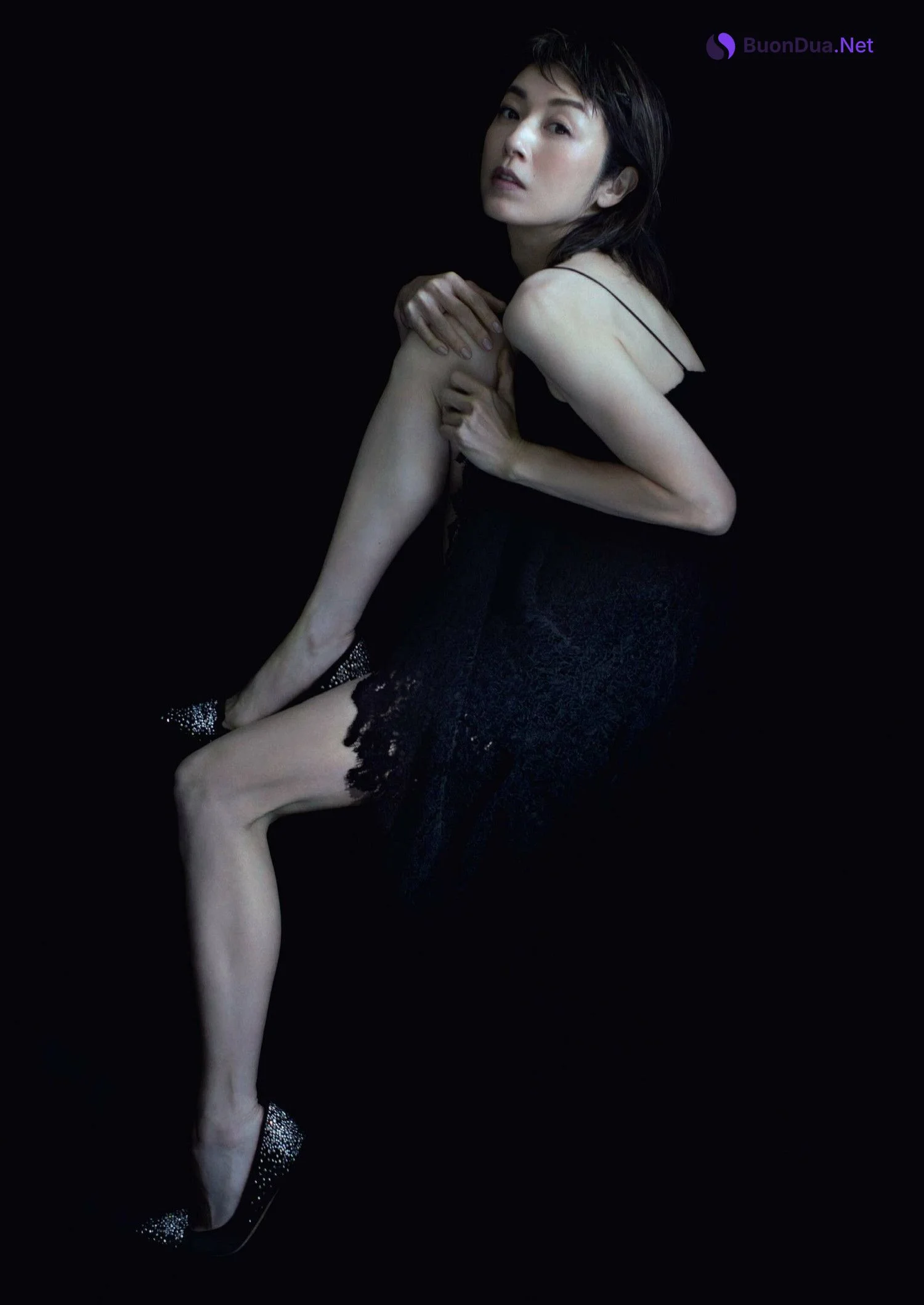 Saki Takaoka 高岡早紀, Shukan Gendai 2023.06.03 (週刊現代 2023年6月3日号) - Photo 7