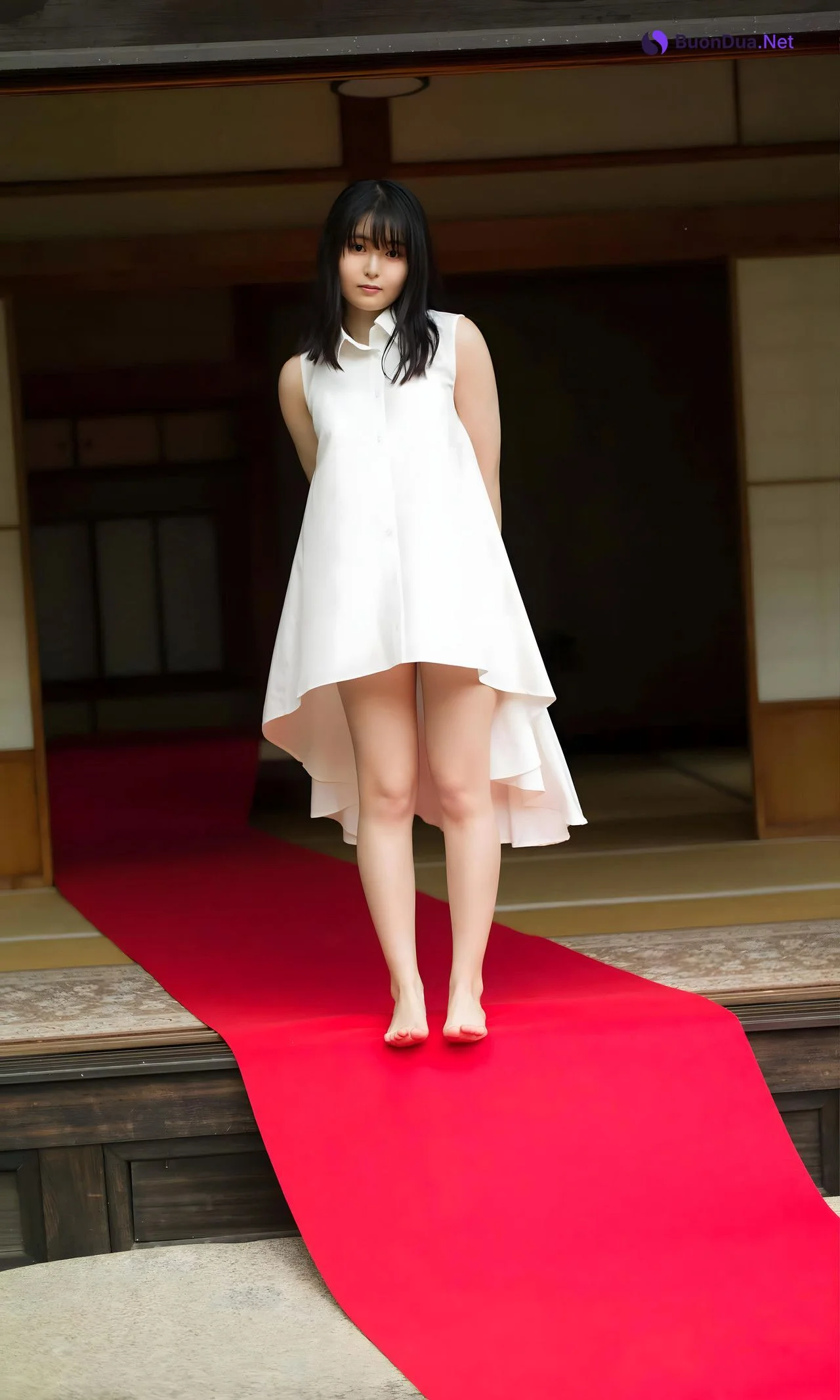 Sakina Tonchiki 頓知気さきな, デジタル写真集 「夏の金魚」 Set.01 - Photo 2