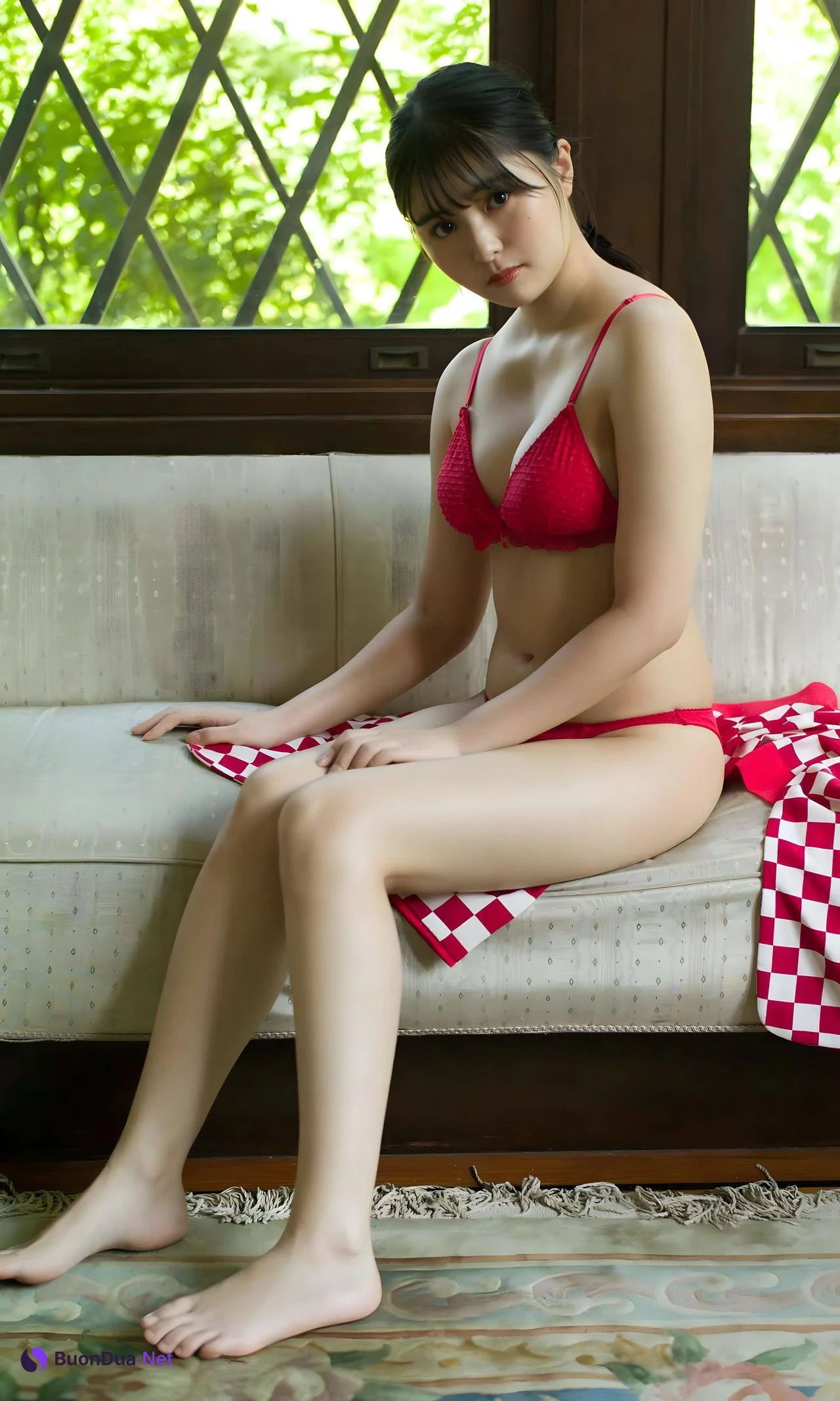 Sakina Tonchiki 頓知気さきな, デジタル写真集 「夏の金魚」 Set.02 - Photo 13