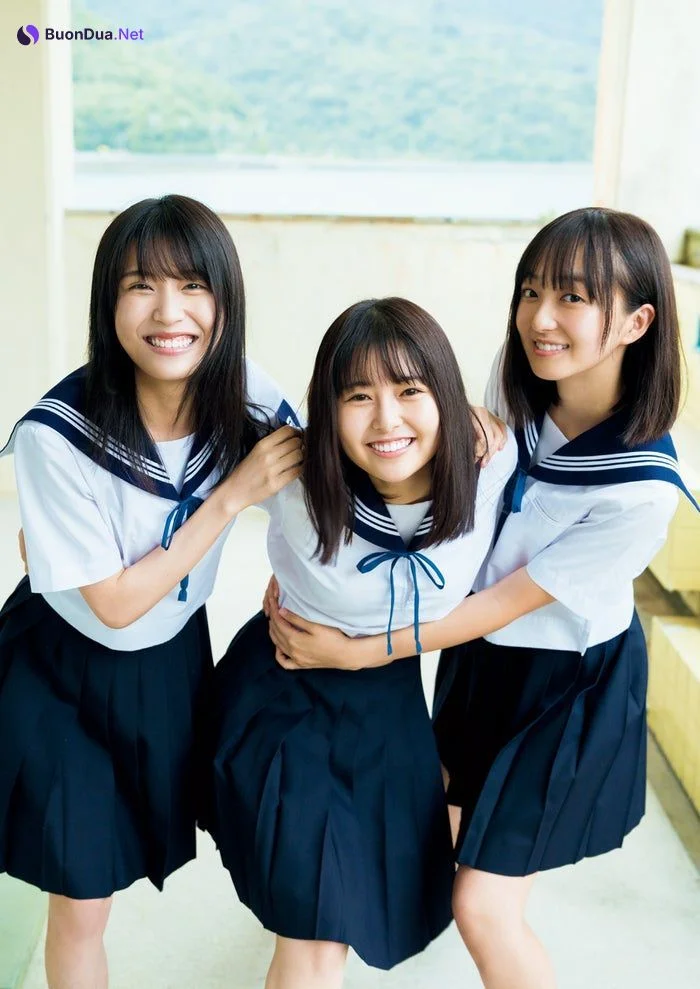 Sakina Tonchiki 頓知気さきな, Yuuna Mochida 持田優奈, Meina Hibino 日比野芽奈, Weekly Playboy 2019 No.46 (週刊プレイボーイ 2019年46号) - 照片 18