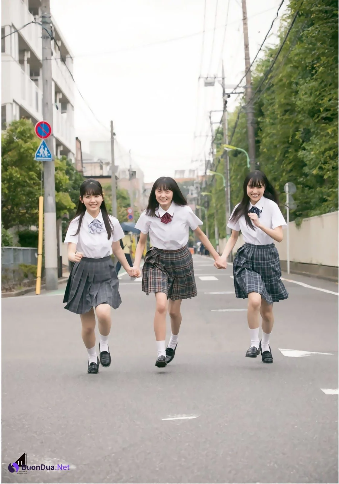 Sakura Endo 遠藤さくら, Ayame Tsutsui 筒井あやめ, Haruka Kaki 賀喜遥香, Shonen Magazine 2019 No.38 (少年マガジン 2019年38号) - รูปภาพ 8
