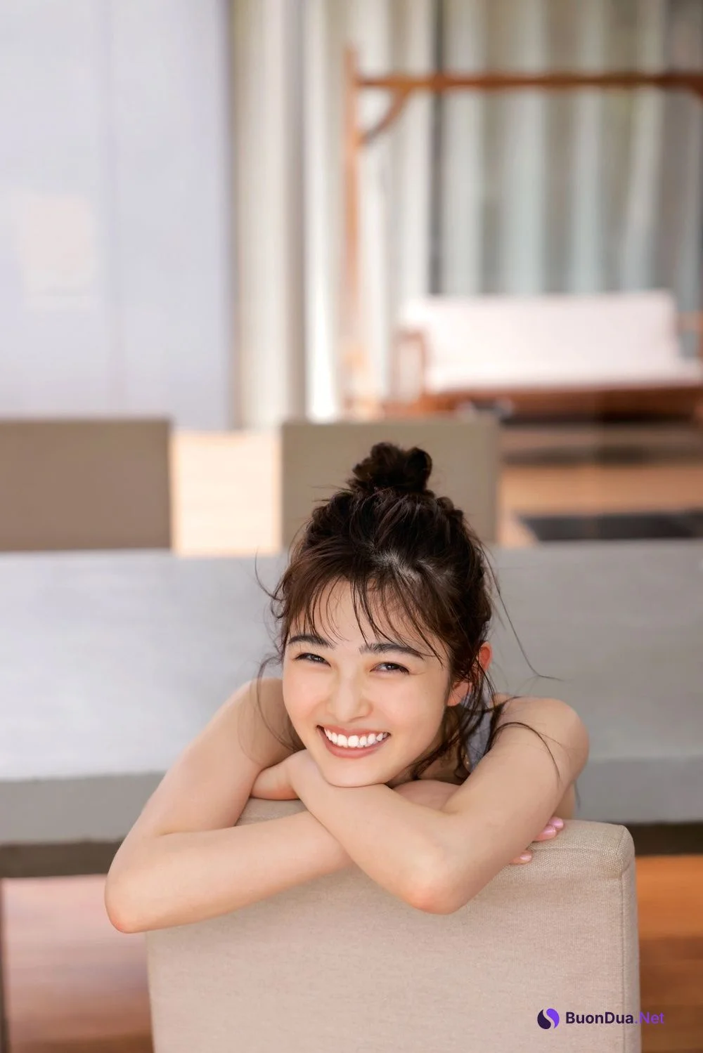 Sakura Inoue 井上咲楽, Shonen Sunday 2021 No.41 (週刊少年サンデー 2021年41号) - Photo 9