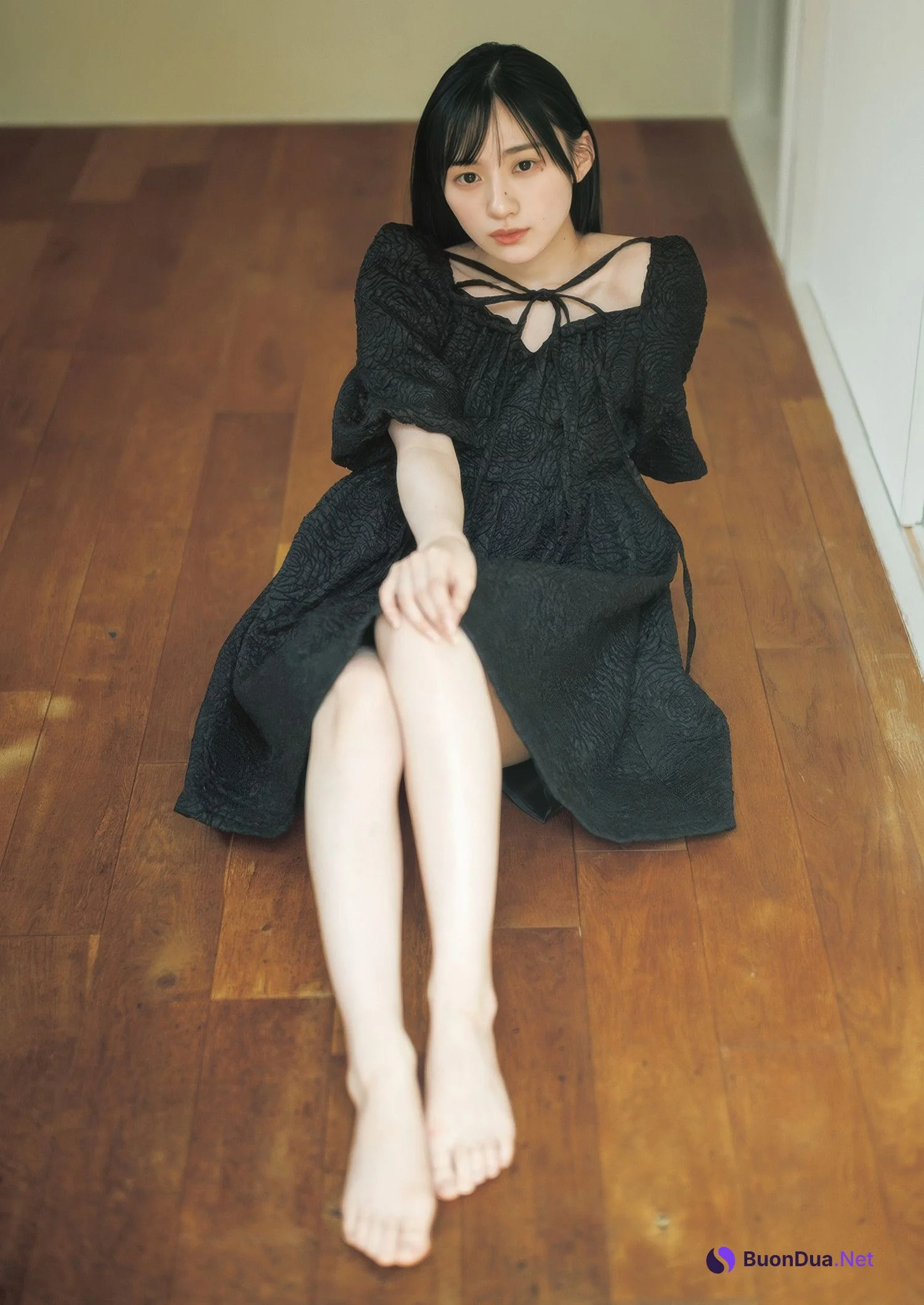Sakura Kawasaki 川﨑桜, Young Jump 2025 No.33 (ヤングジャンプ 2025年33号) - Photo 5