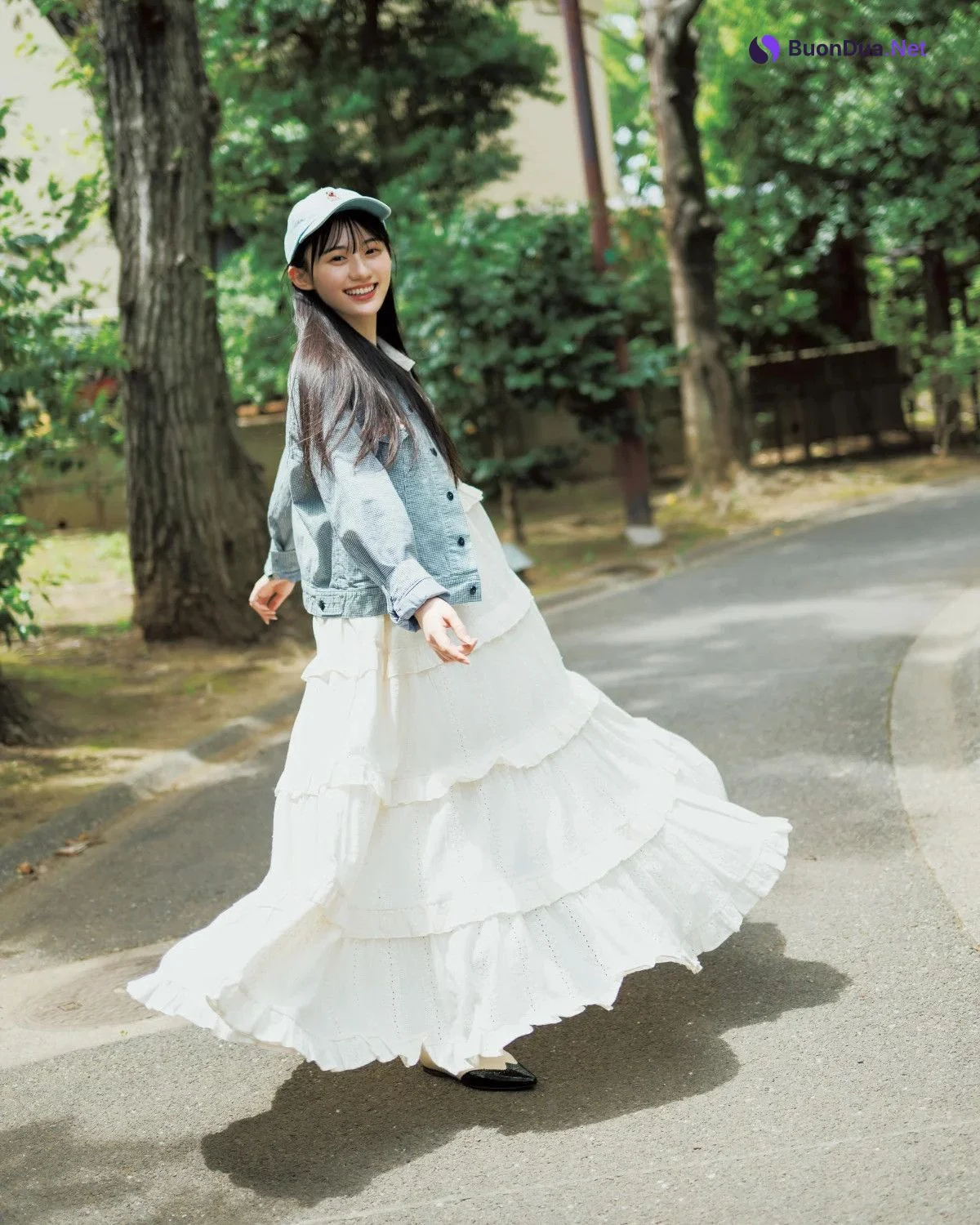 Sakura Kawasaki 川﨑桜, Young Jump 2025 No.35 (ヤングジャンプ 2025年35号) - รูปภาพ 14