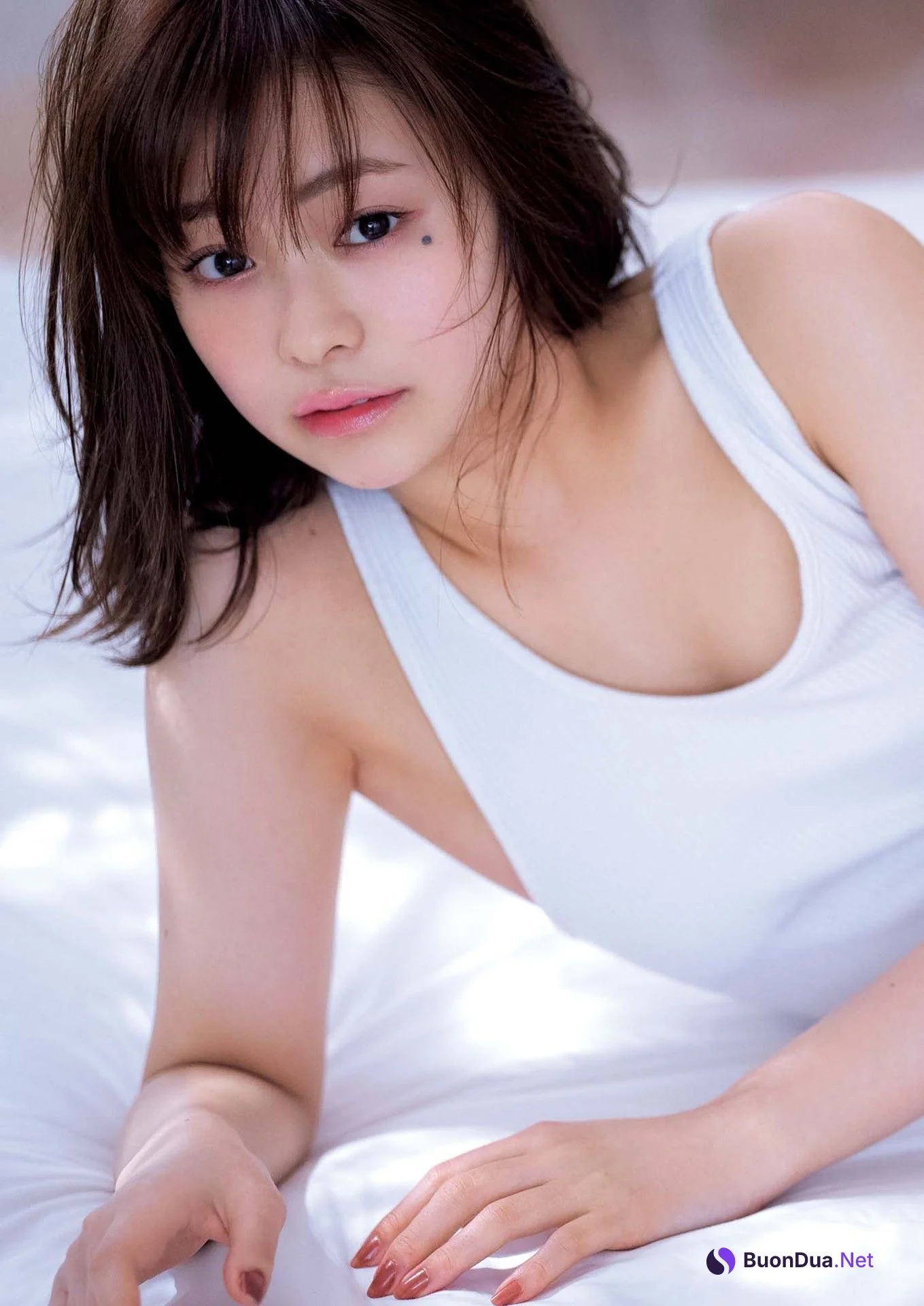 Sakura Tazaki 田﨑さくら, Big Comic Spirits 2023 No.46 (ビッグコミックスピリッツ 2023年46号) - Photo 13