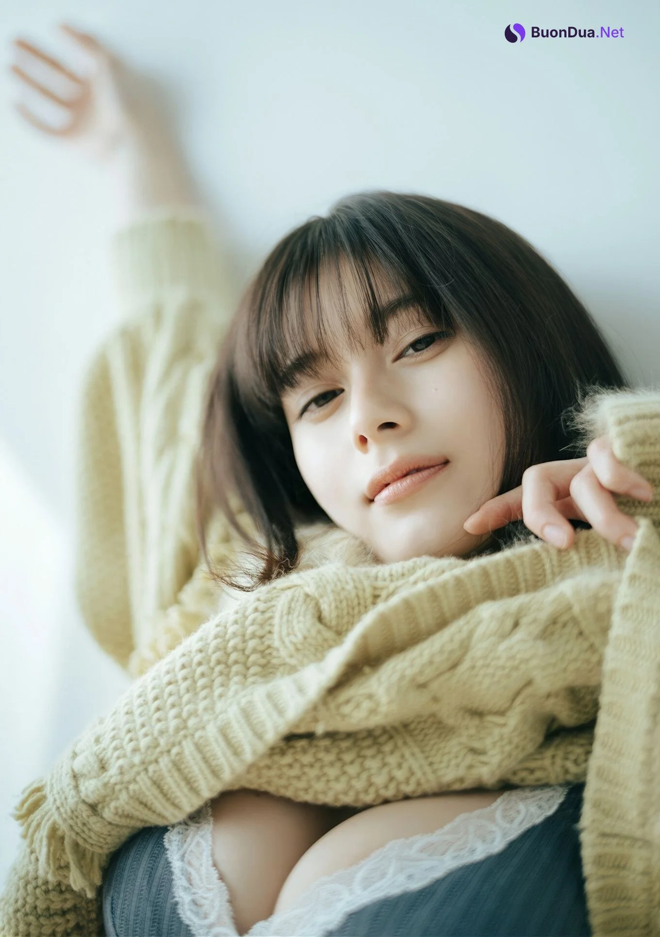 Sakurako Okubo 大久保桜子, BRODYデジタル写真集 「BE SHINE」 - Photo 6
