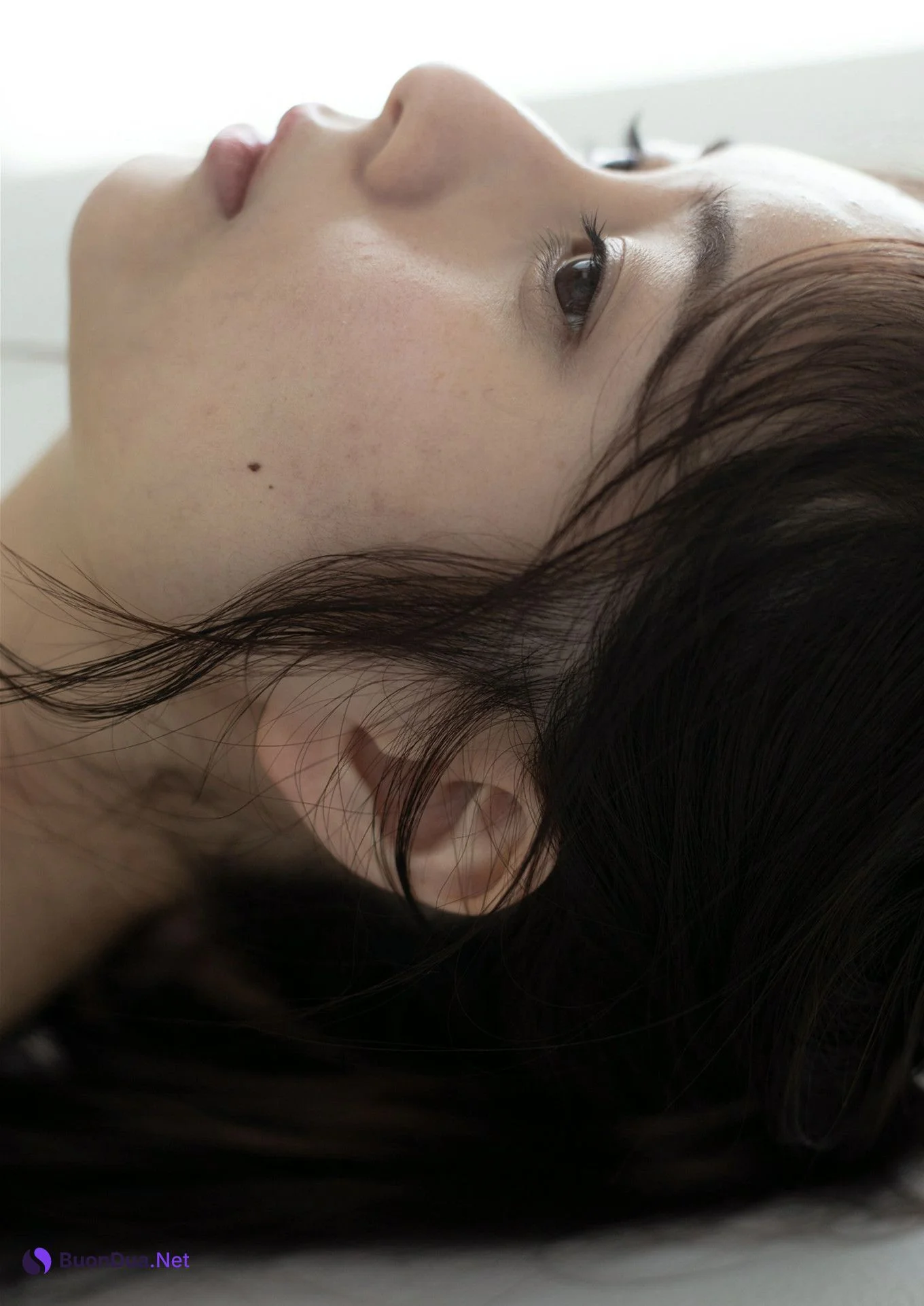 Sakurako Okubo 大久保桜子, BRODYデジタル写真集 「RISING SUN」 - Photo 7
