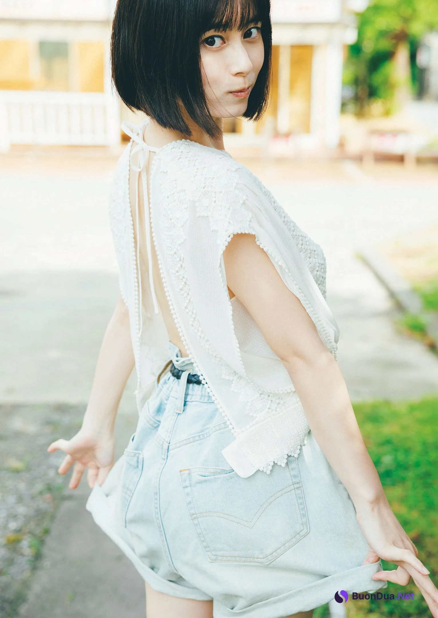 Sakurako Okubo 大久保桜子, Weekly Playboy 2022 No.49 (週刊プレイボーイ 2022年49号) - Photo 2