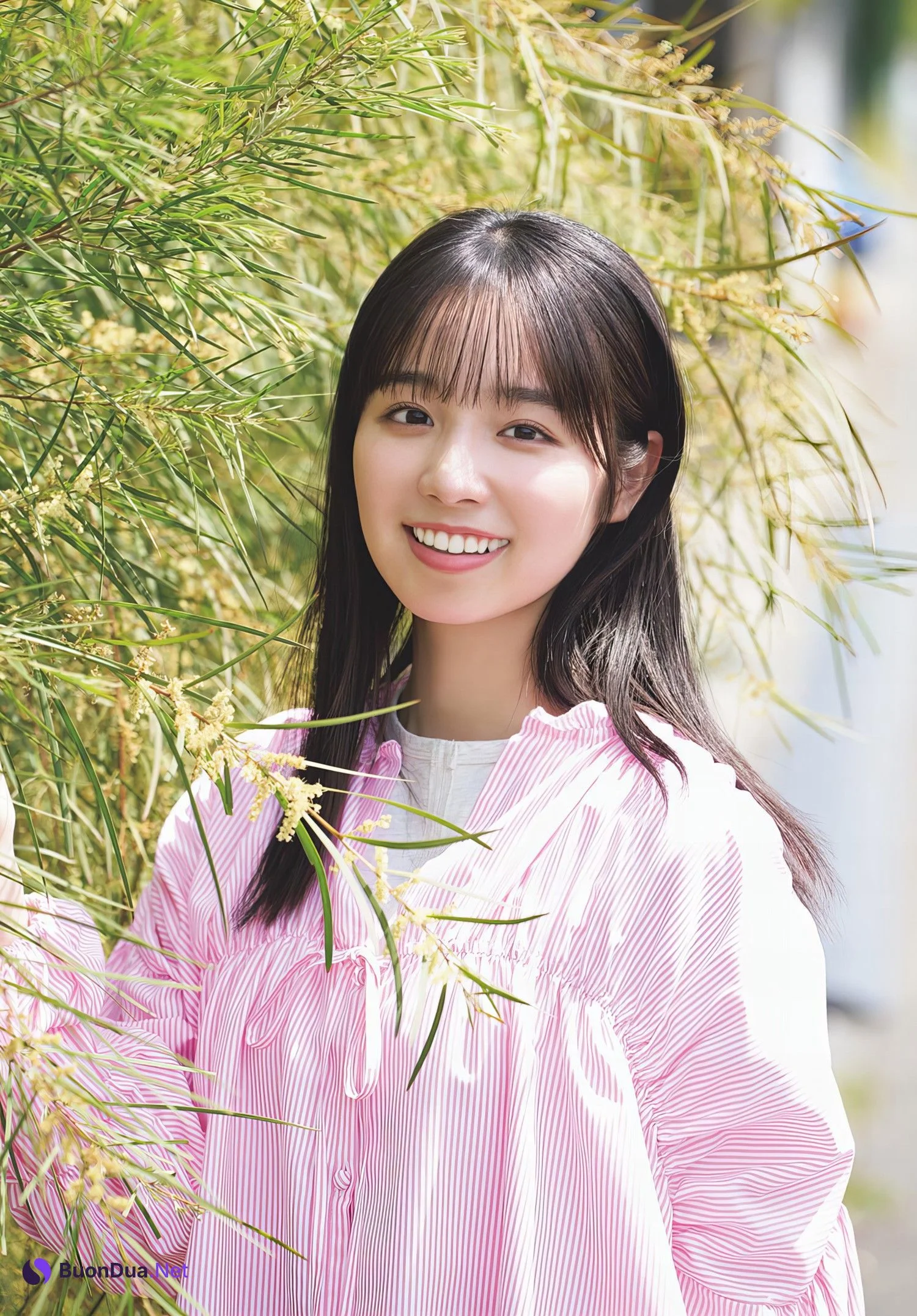 Sara Kozawa 幸澤沙良, Shonen Sunday 2024 No.26 (週刊少年サンデー 2024年26号) - Photo 10