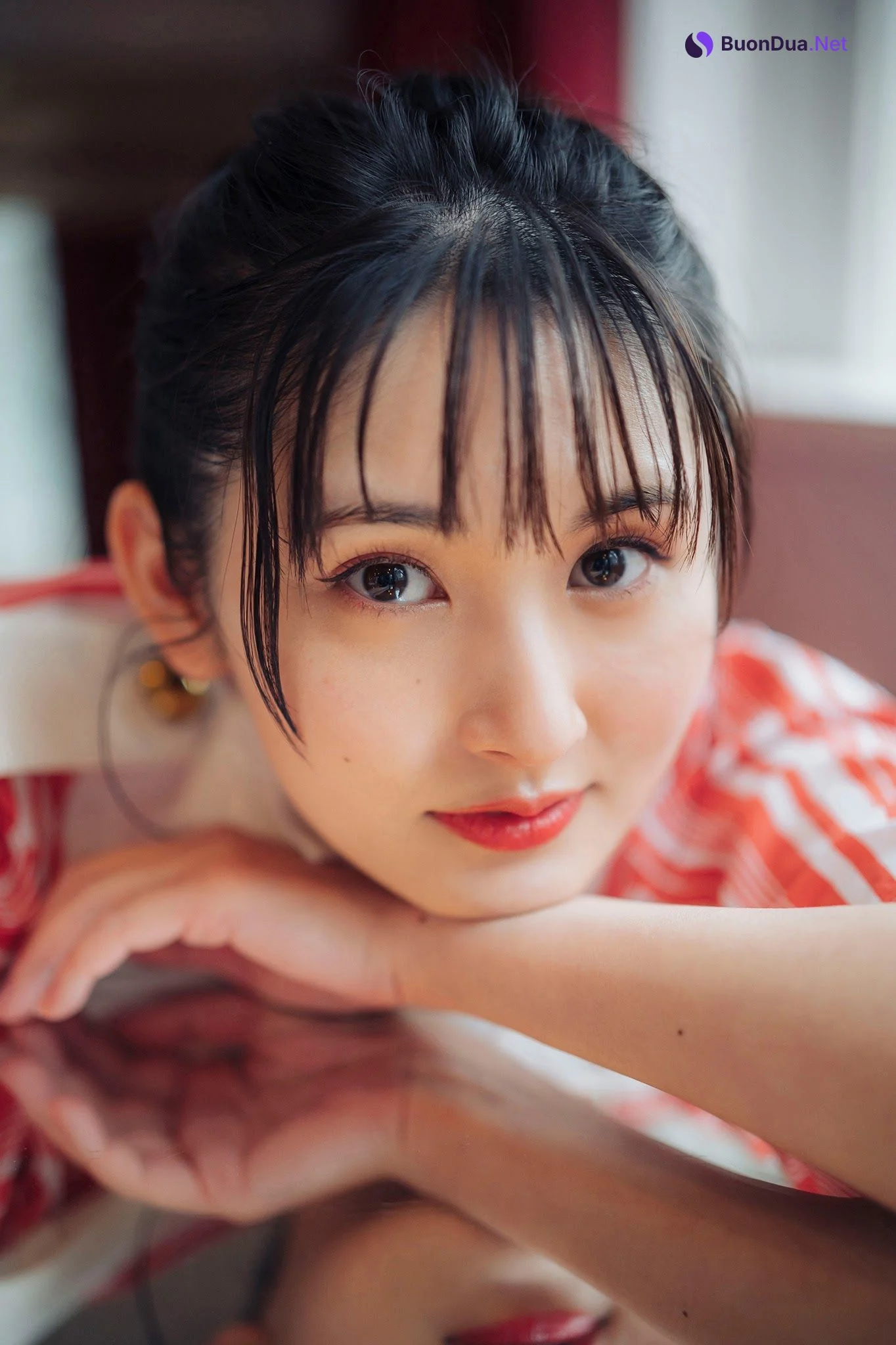 Satomi Okubo 大久保聡美, ヤンマガWeb ラから見るか？エモから見るか？ - Photo 6