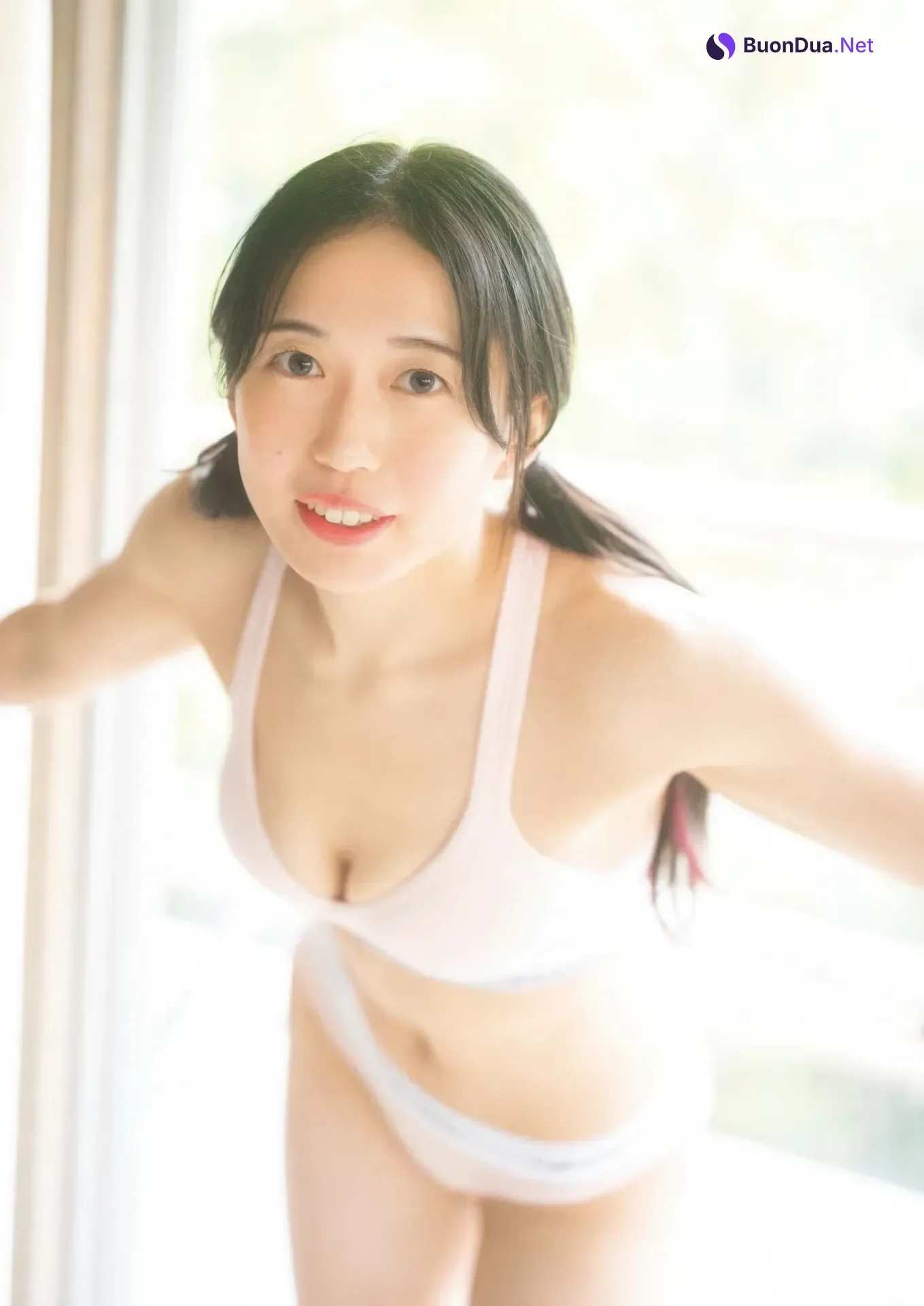 Saya Kamitani 上谷沙弥, Big Comic Spirits 2026 No.14 (ビッグコミックスピリッツ 2026年14号) - Photo 10