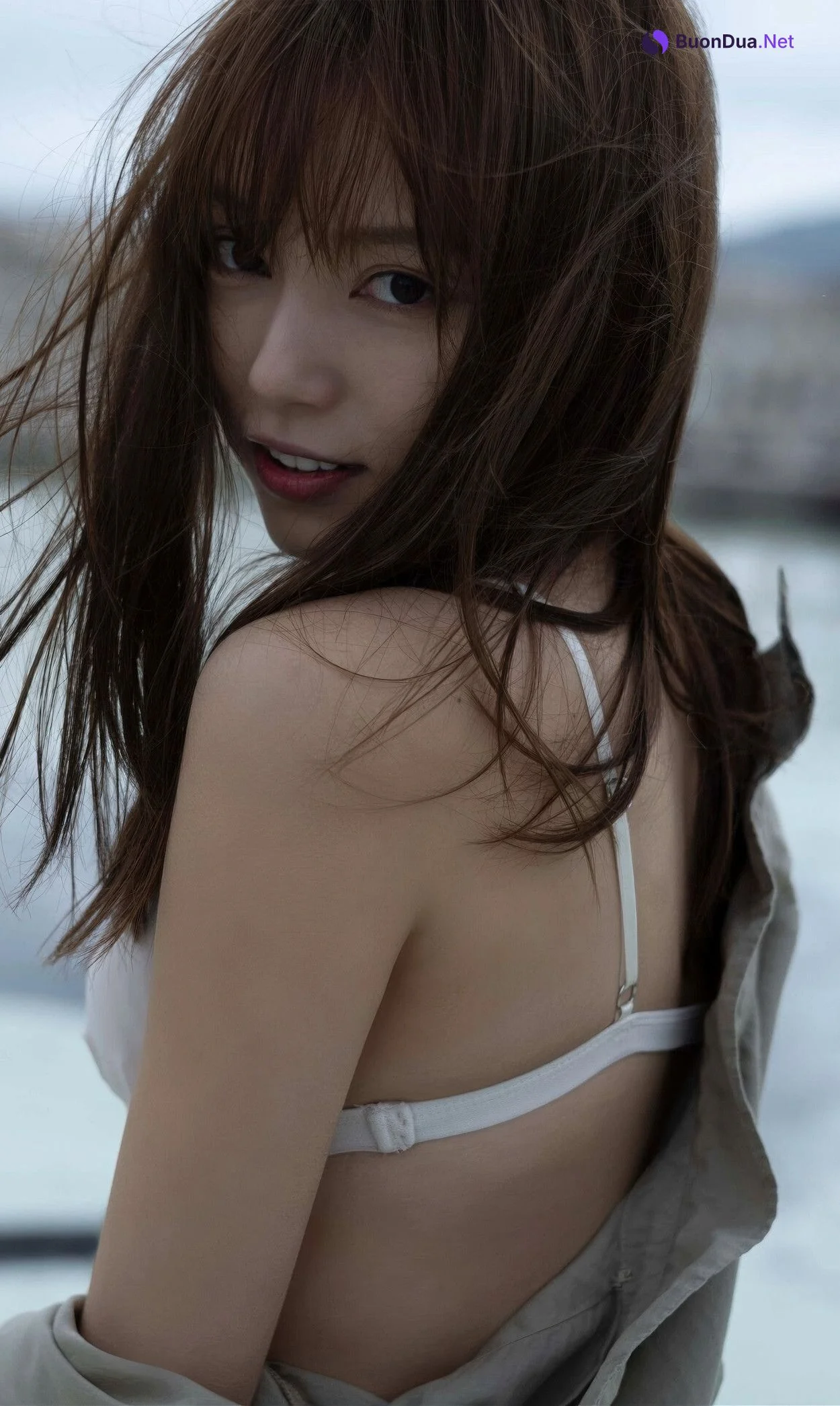 Sayaka Komuro 小室さやか, 写真集 「戯れと微笑」 Set.02 - Photo 4