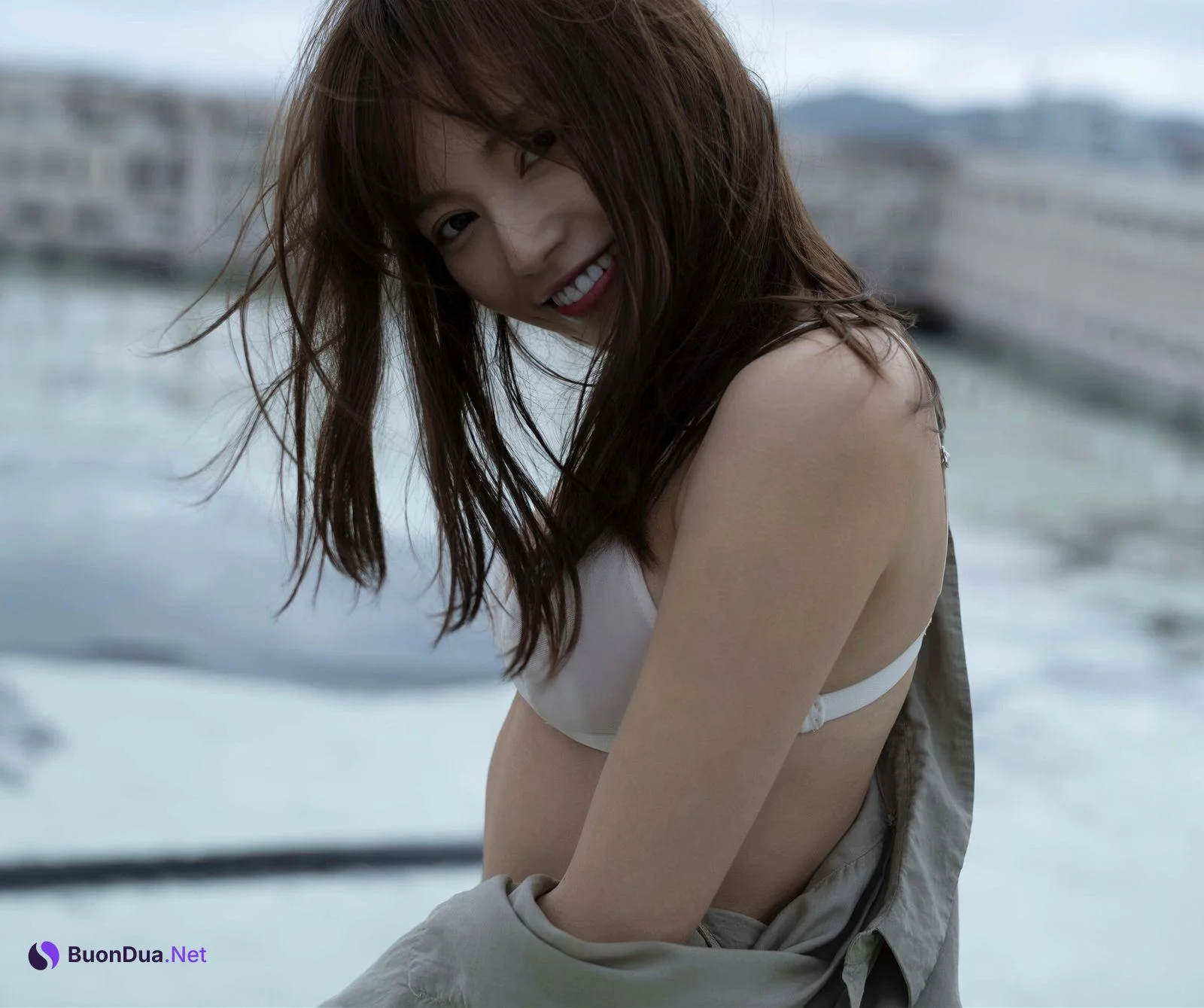 Sayaka Komuro 小室さやか, 写真集 「戯れと微笑」 Set.02 - Photo 7