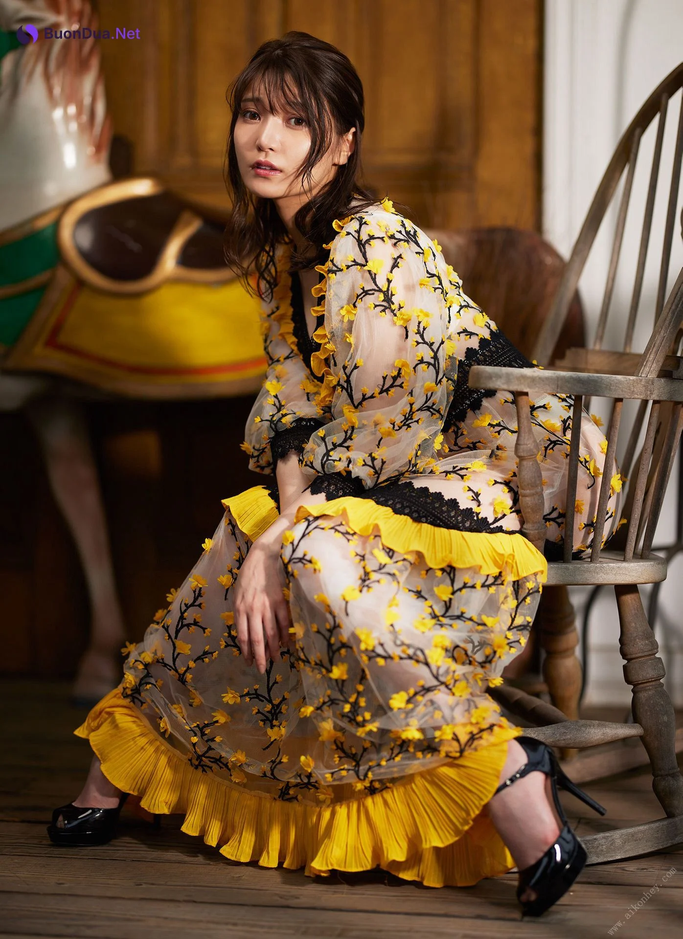 Sayaka Nitori 似鳥沙也加, TSUTAYA限定 似鳥沙也加 PhotoBook 「PURE」 Set.03 - Photo 4