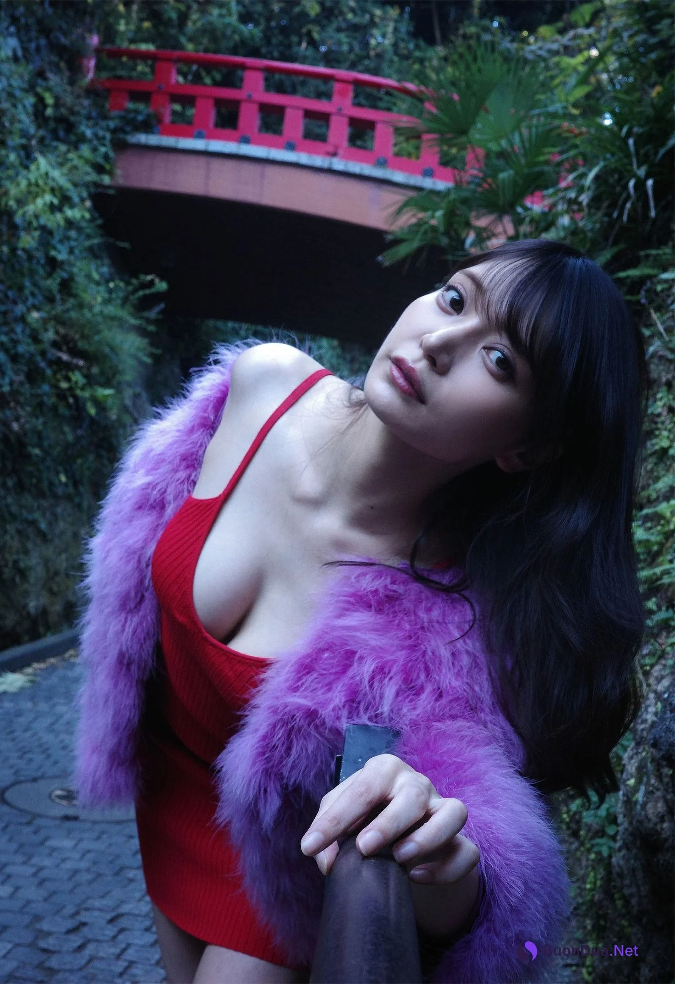 Sayaka Nitori 似鳥沙也加, 写真集 旬撮ガール Vol.2 早くも限界突破な美バスト - Photo 3