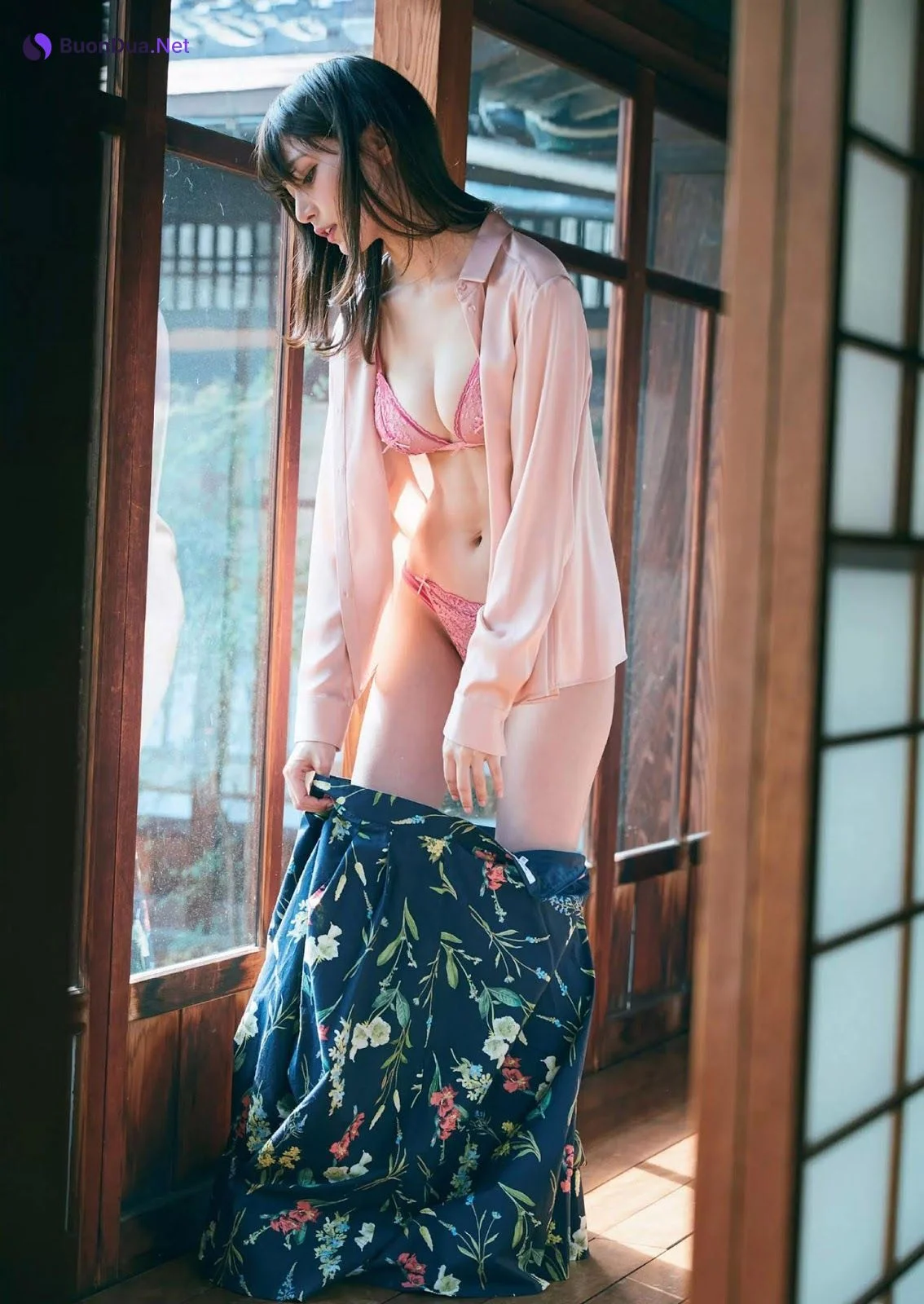 Sayaka Nitori 似鳥沙也加, Weekly Playboy 2018 No.48 (週刊プレイボーイ 2018年48号) - รูปภาพ 3