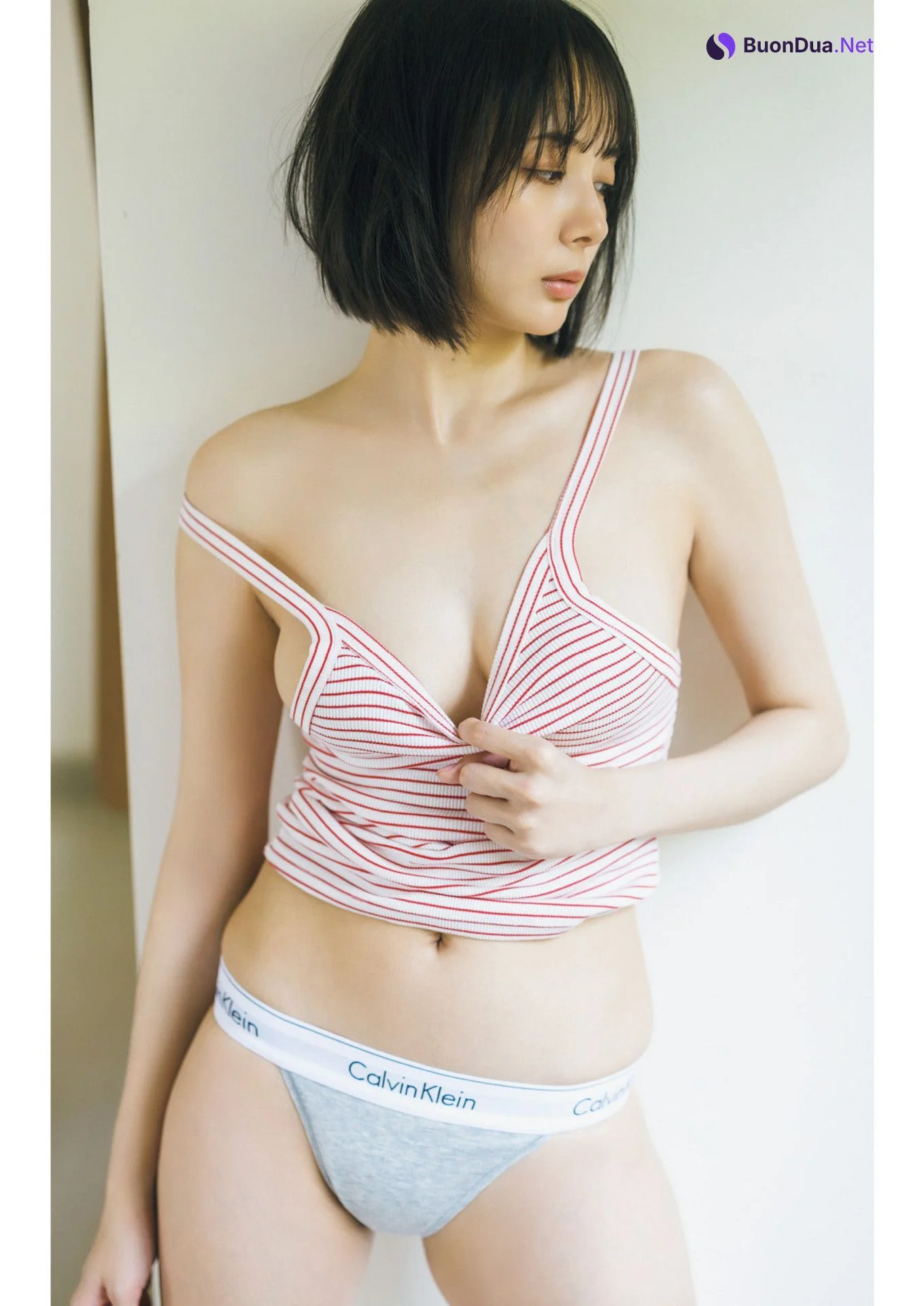 Sayaka Okada 岡田紗佳, Shukan Post 2024.08.23 (週刊ポスト 2024年8月23日号) - Photo 2
