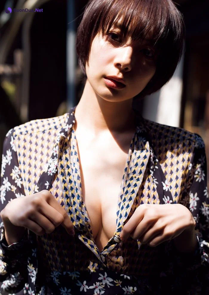 Sayaka Okada 岡田紗佳, Weekly Playboy 2019 No.23 (週刊プレイボーイ 2019年23号) - Photo 6
