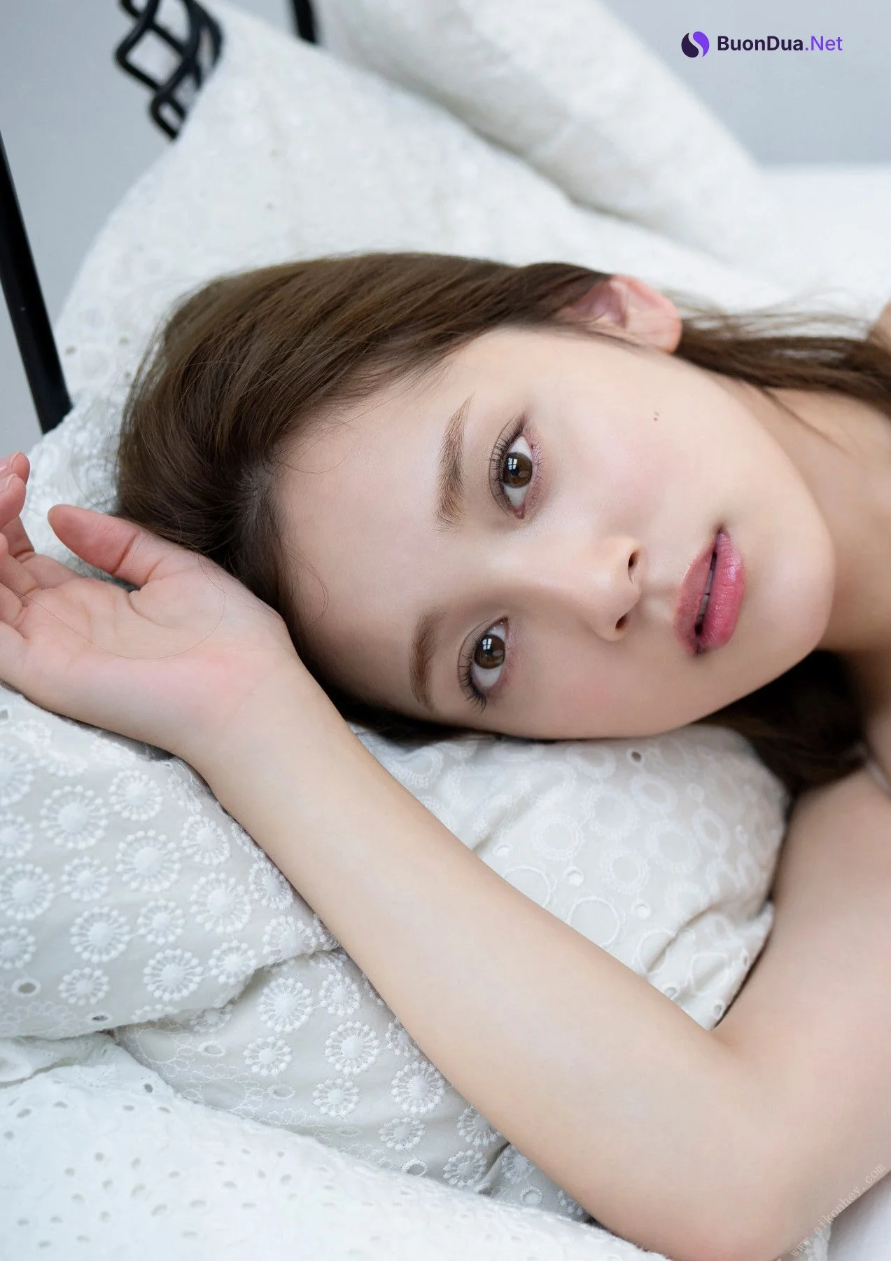Sayaka Tomaru 都丸紗也華, BOMBデジタル写真集 『触れたい、とまるまる。』 Set.01 - Photo 19