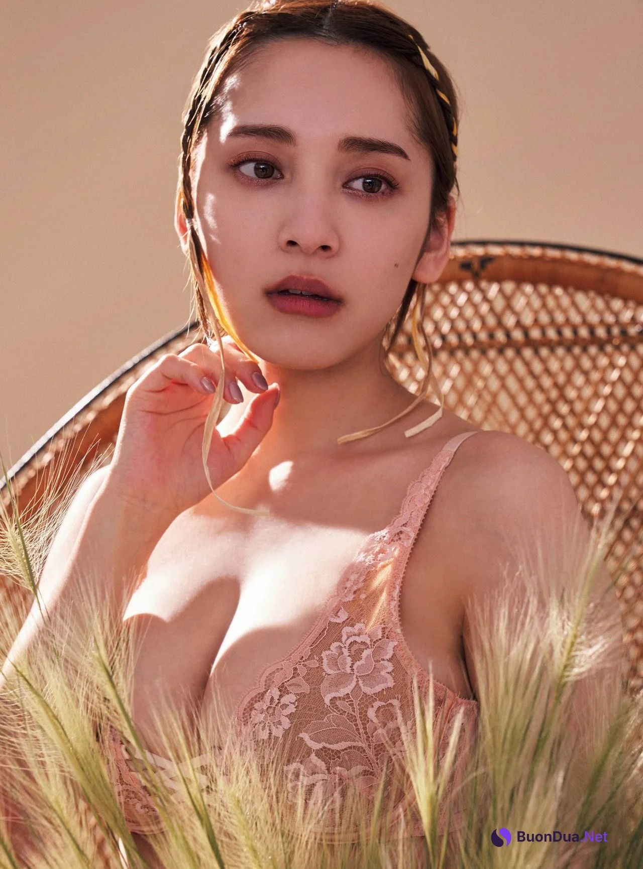 Sayaka Tomaru 都丸紗也華, Cyzo 2021.04 (サイゾー 2021年4月号) - Photo 4