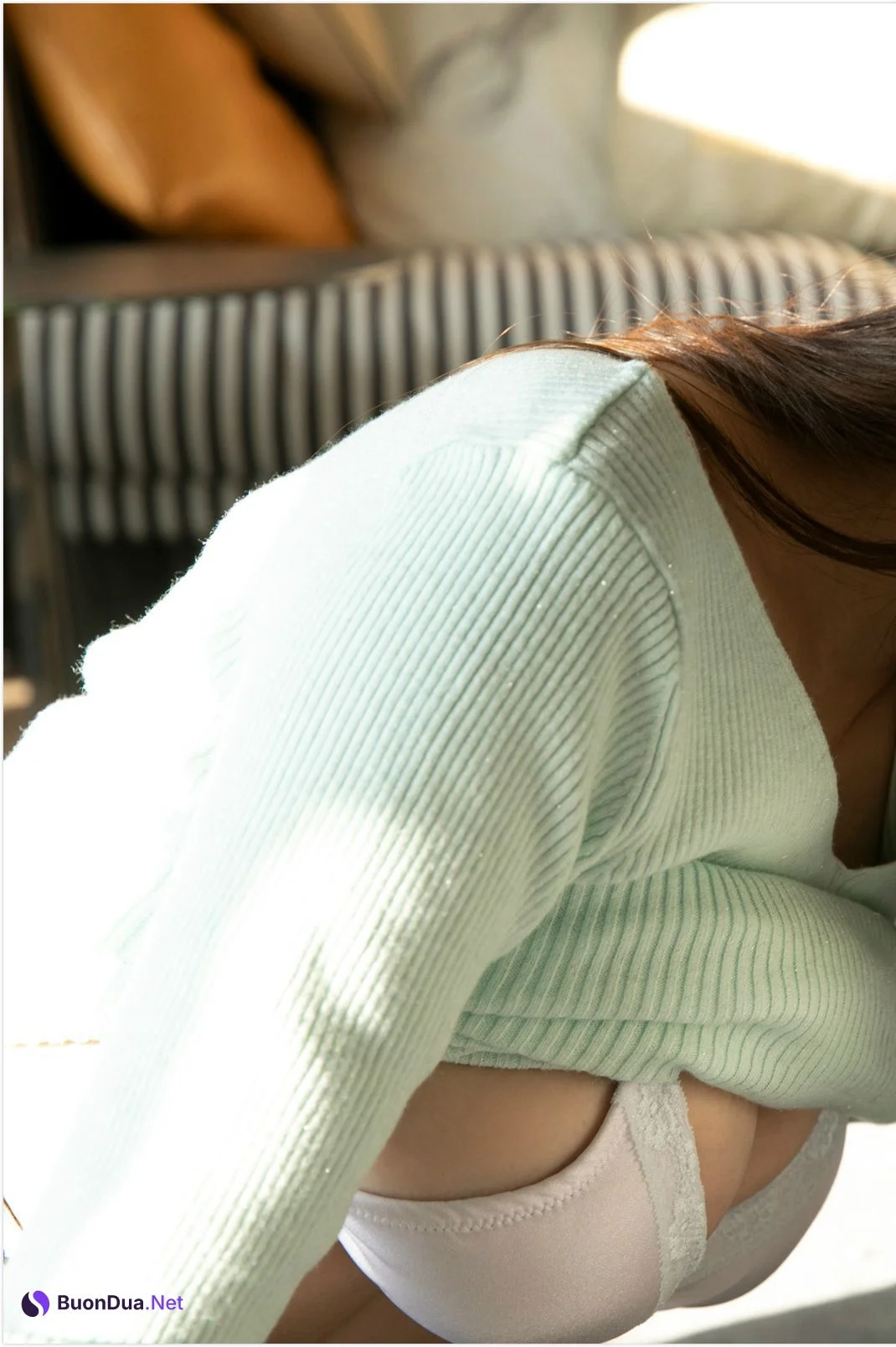 Sayaka Tomaru 都丸紗也華, FLASHデジタル写真集 着衣巨乳～ぴっちぴち～ Set.03 - Photo 12