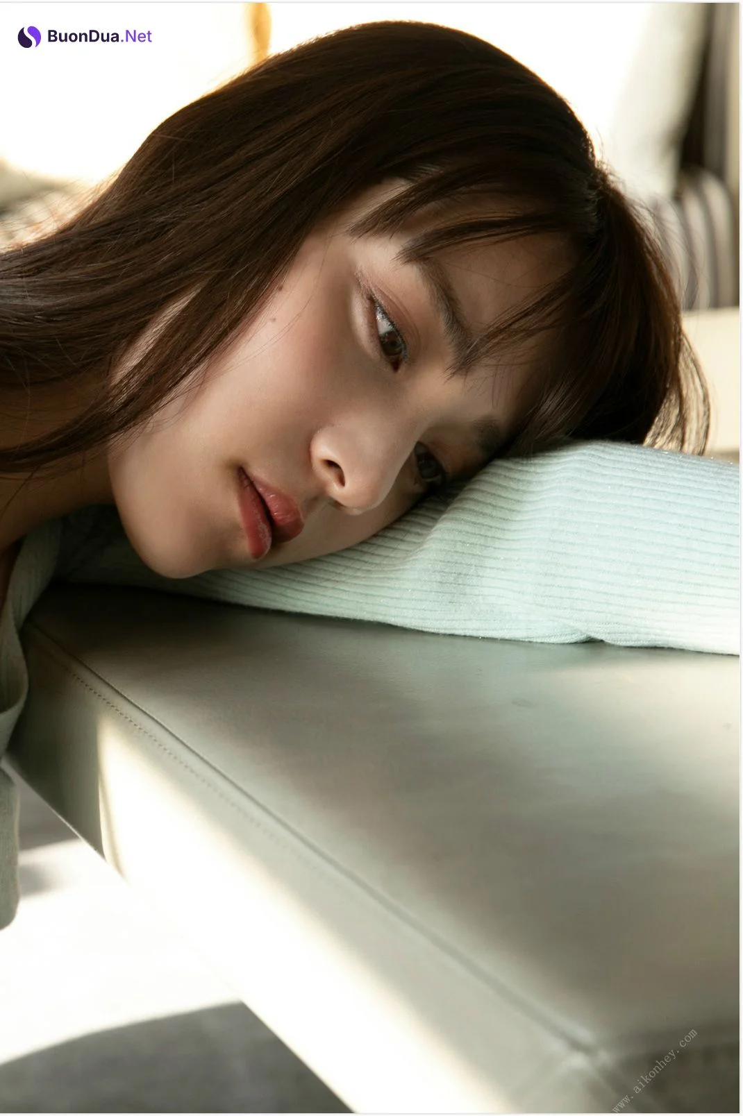 Sayaka Tomaru 都丸紗也華, FLASHデジタル写真集 着衣巨乳～ぴっちぴち～ Set.03 - Photo 13