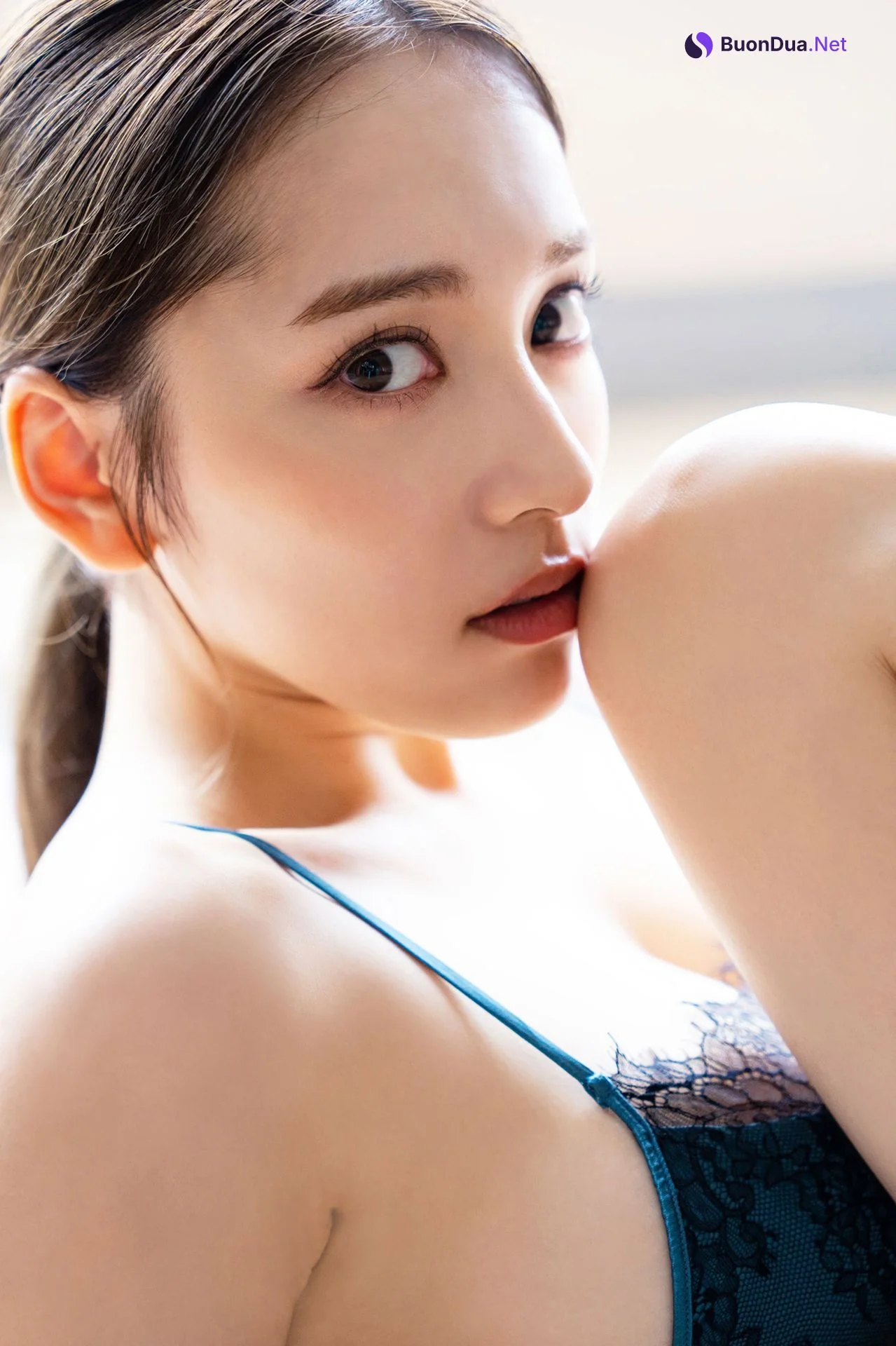 Sayaka Tomaru 都丸紗也華, ＦＲＩＤＡＹデジタル写真集 「ＳＥＸＹ ＦＡＮＴＡＳＩＳＴＡ」 Set.01 - Photo 4