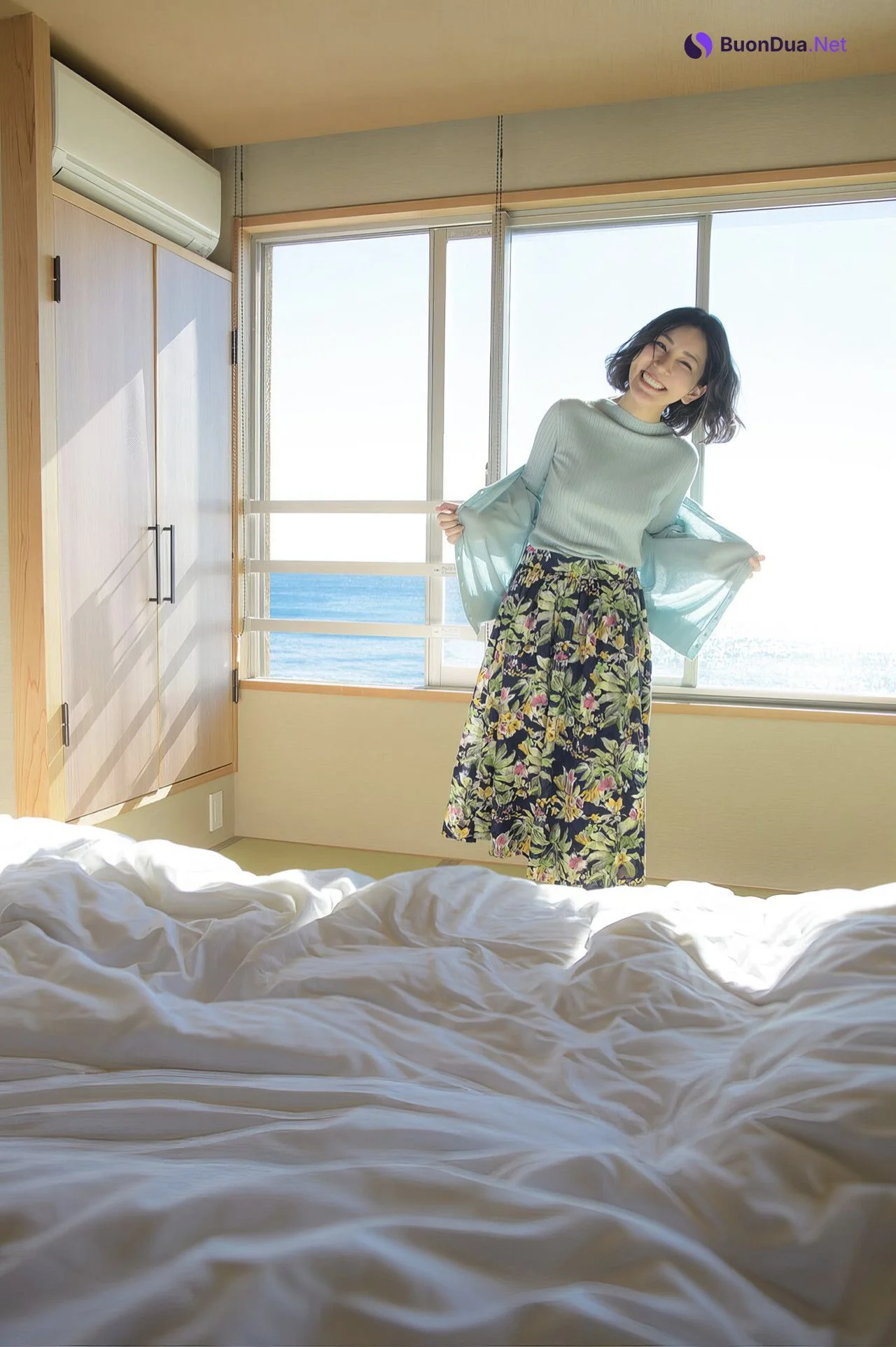 Sayuri Nishiyama 西山さゆり, 週刊ポストデジタル写真集 [高須クリニックの受付嬢・ Yes！] Set.02 - Photo 2
