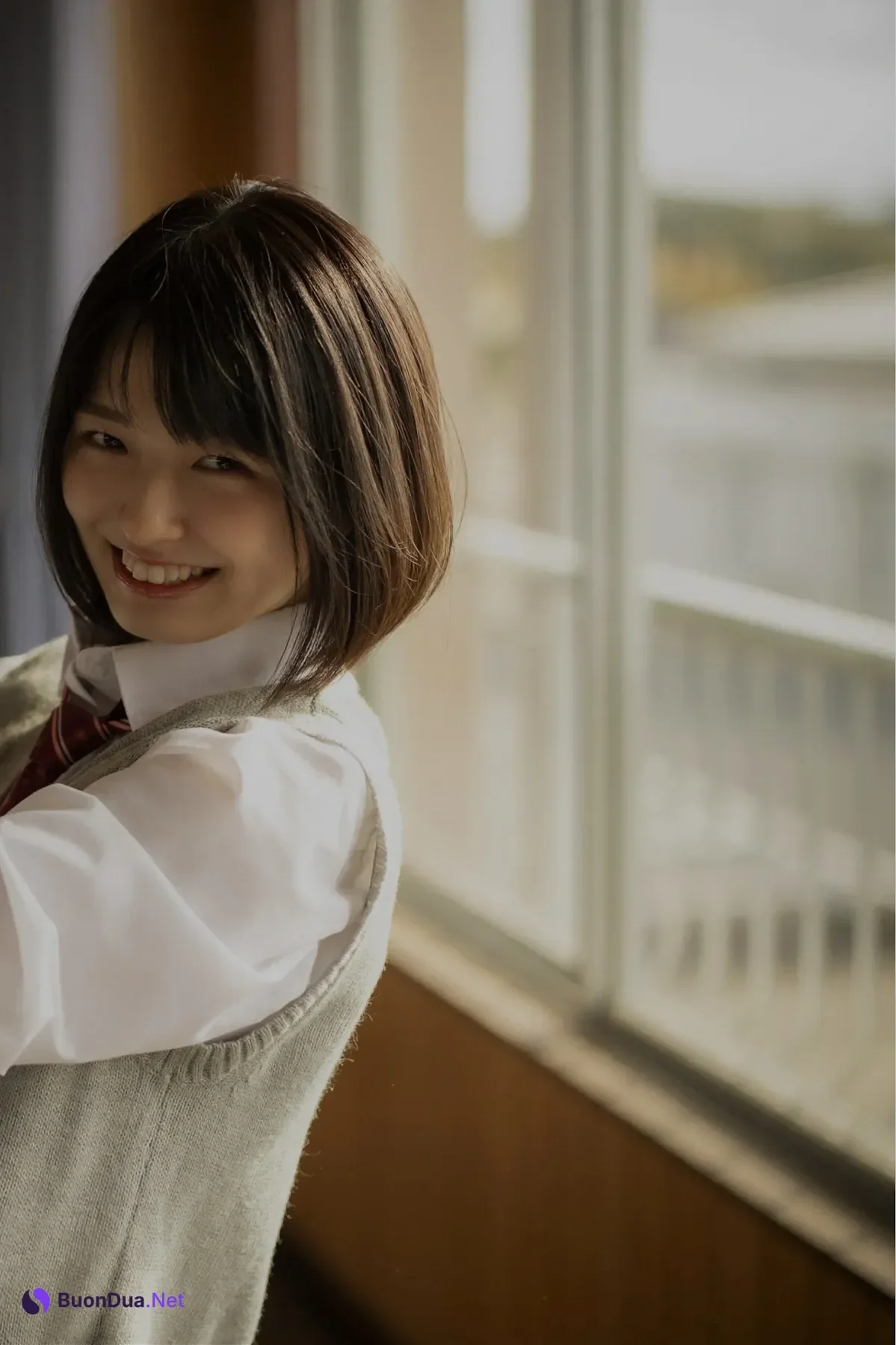 School Uniforms & Miss Short Cut Best 制服×ショートカット Set.01 - Photo 9